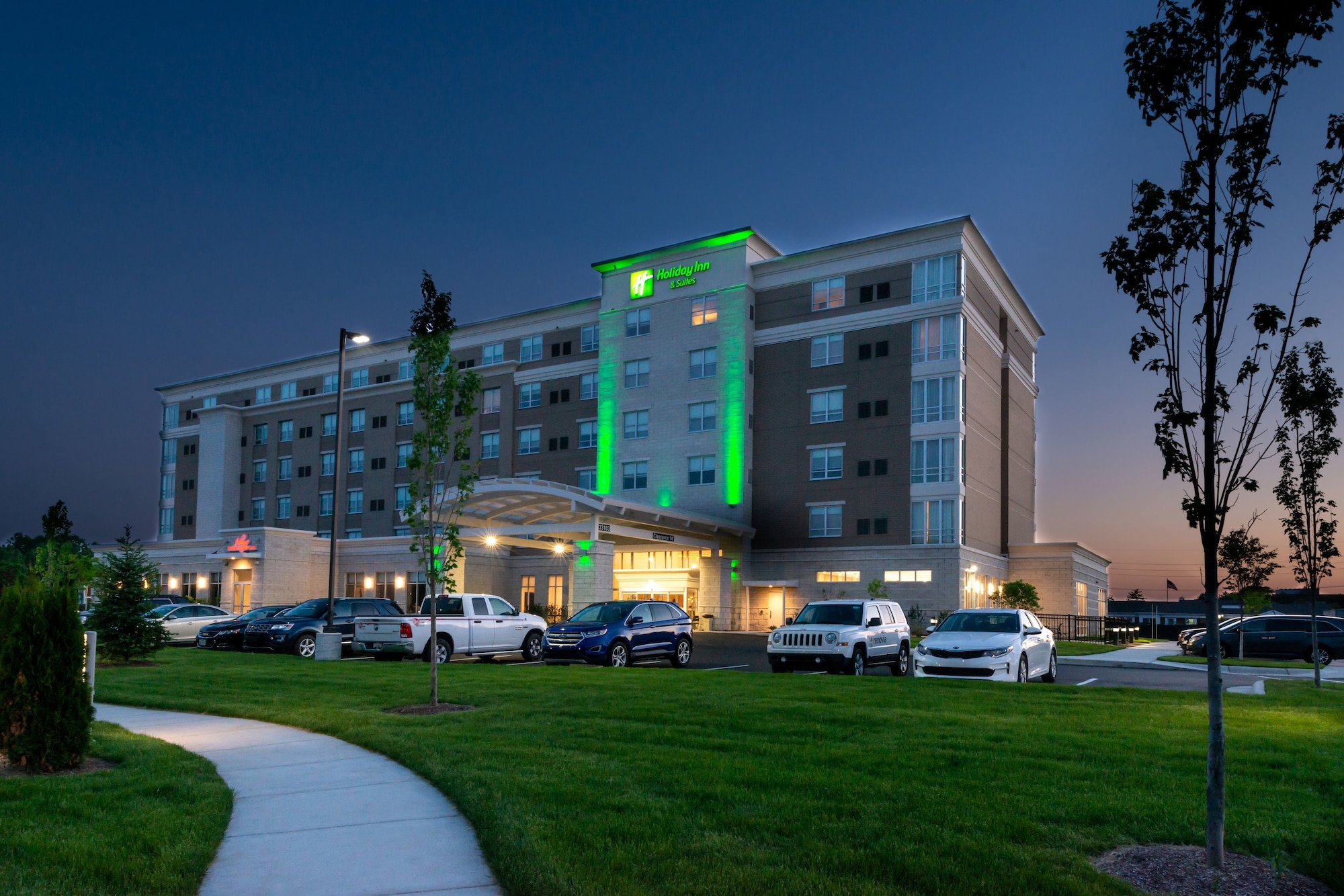 Holiday Inn Hotel & Suites Farmington Hills Detroit NW