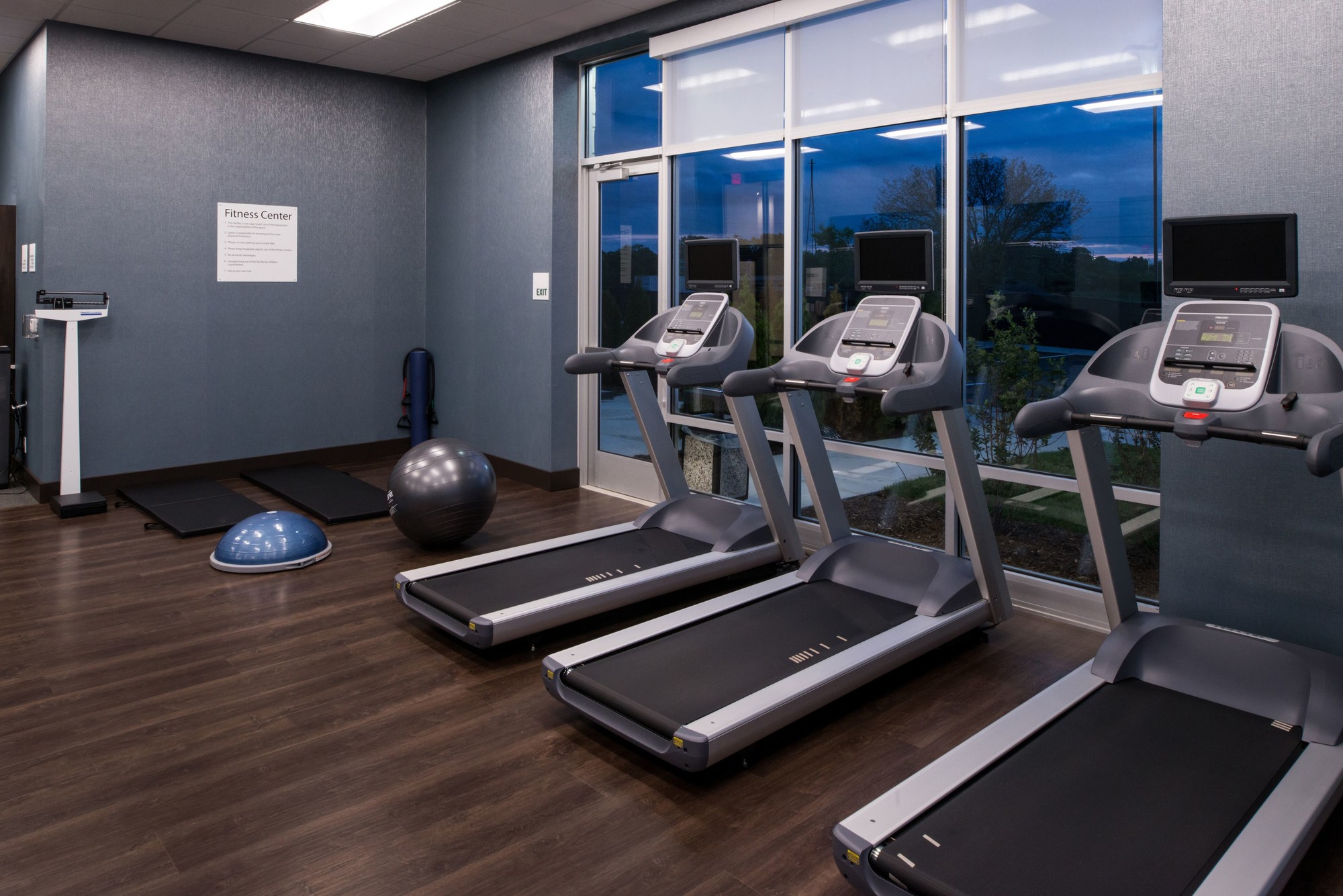 Holiday Inn Hotel & Suites Farmington Hills Detroit NW