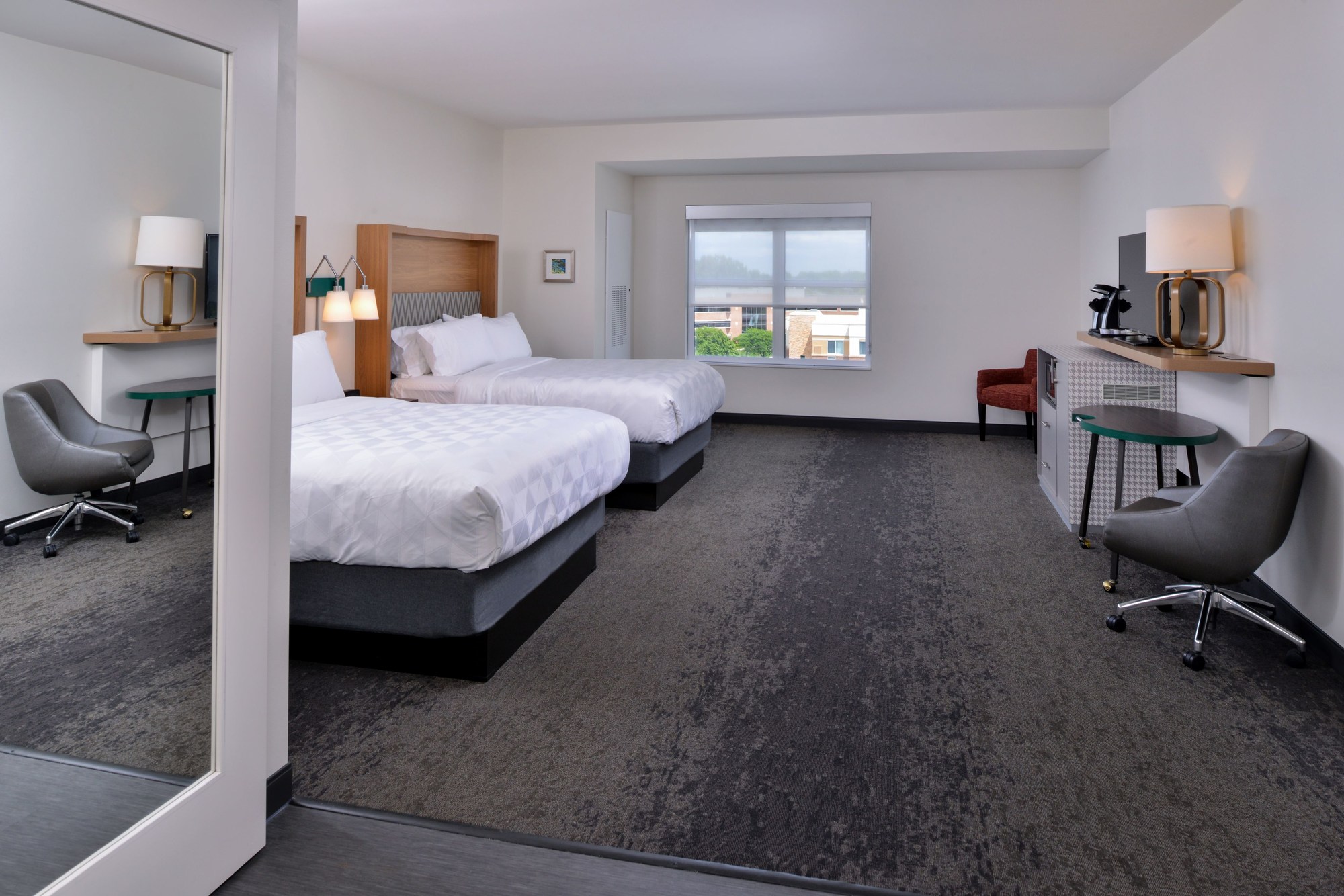 Holiday Inn Hotel & Suites Farmington Hills Detroit NW