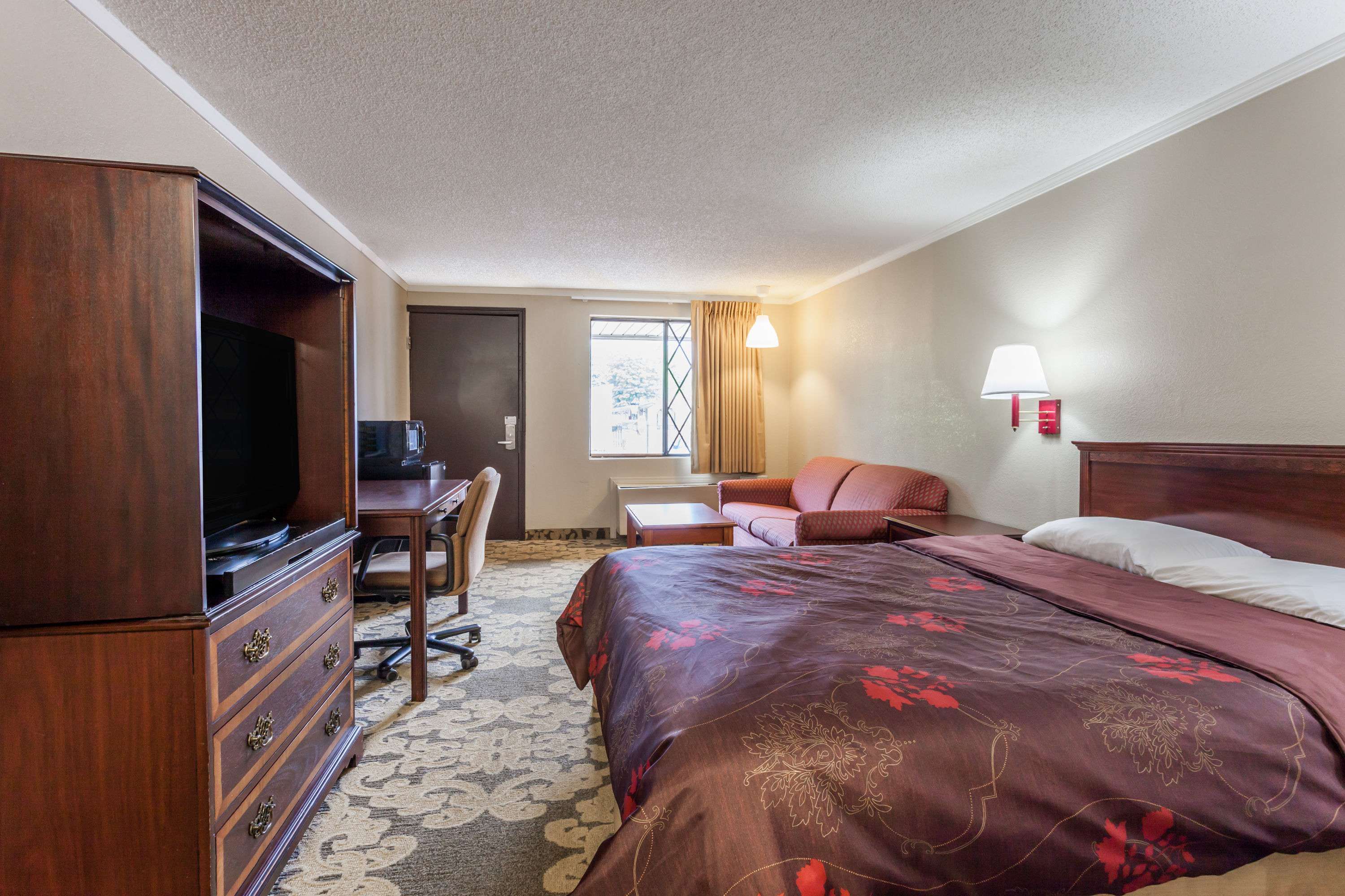 Knights Inn Detroit Area/farmington Hills