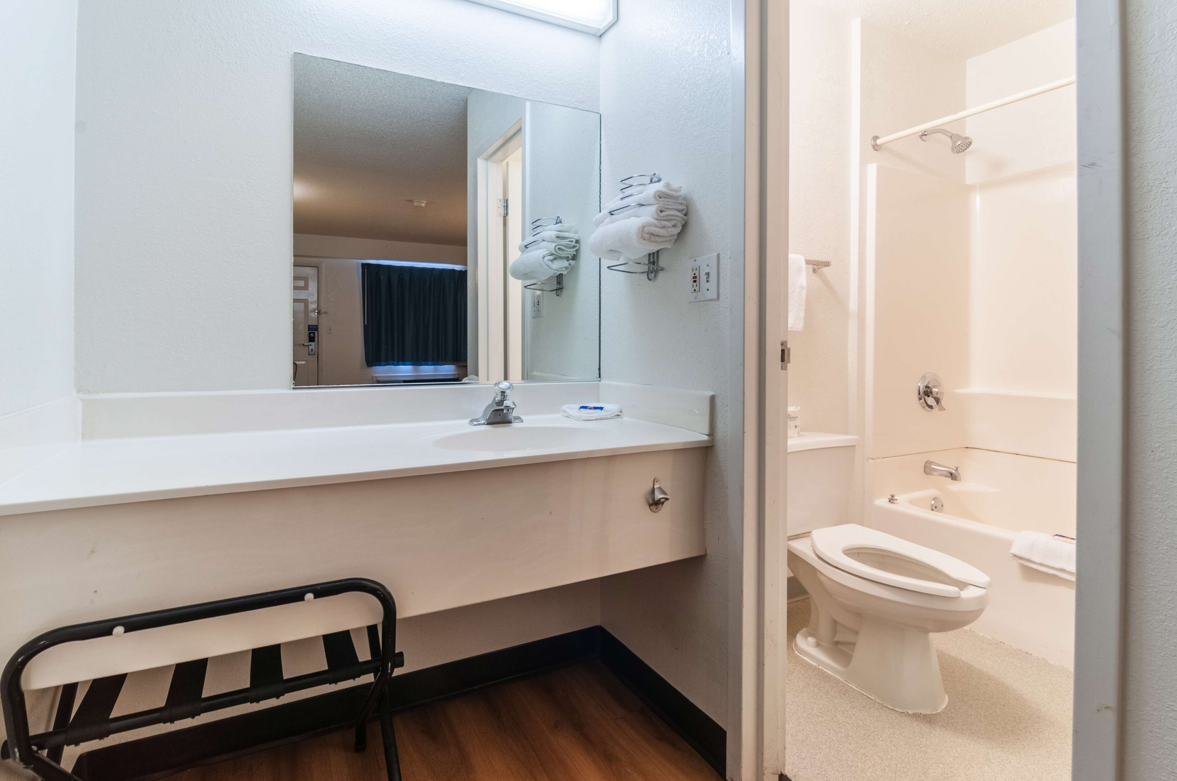 Motel 6 Detroit Northwest - Farmington Hills