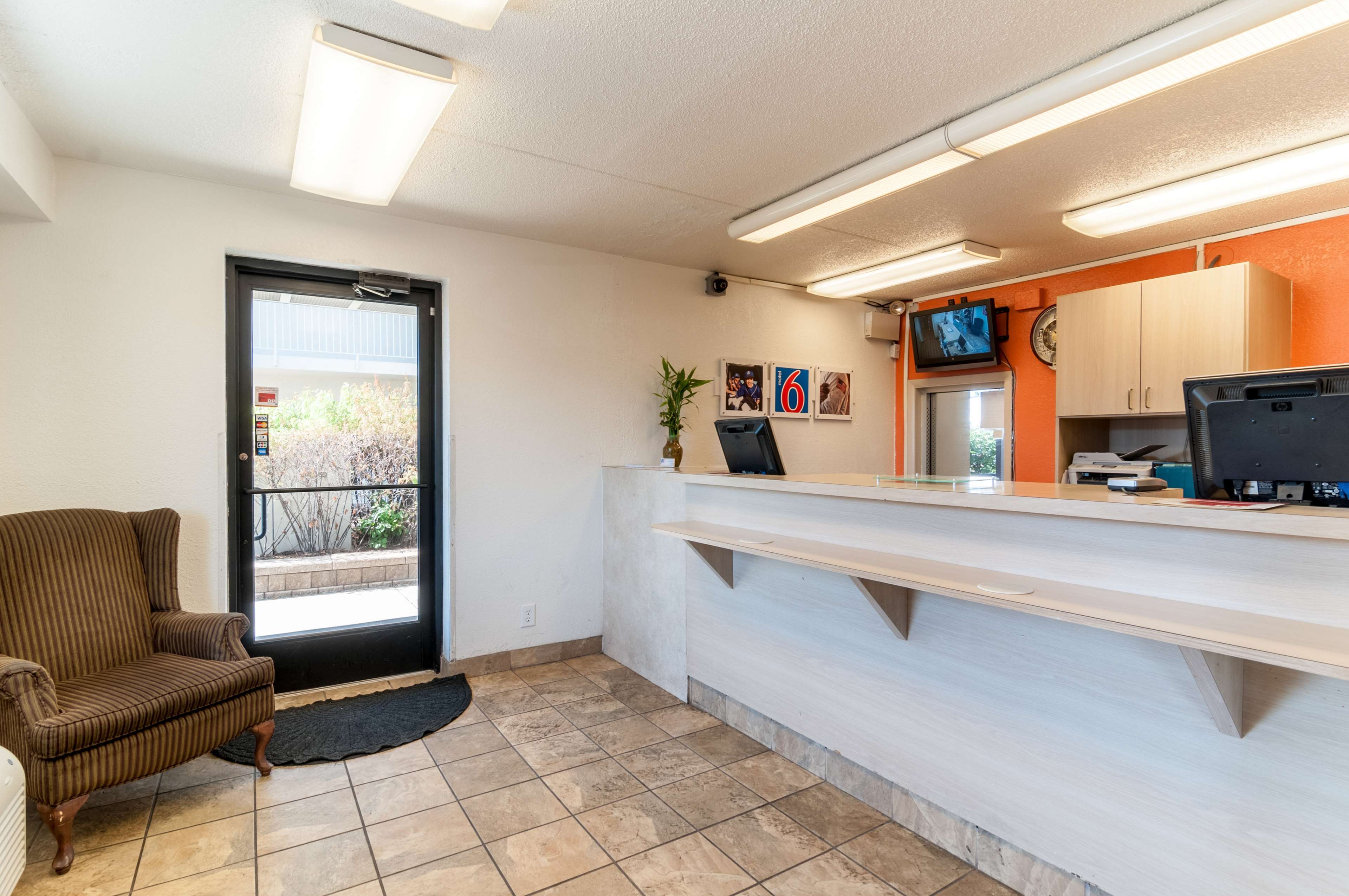 Motel 6 Detroit Northwest - Farmington Hills