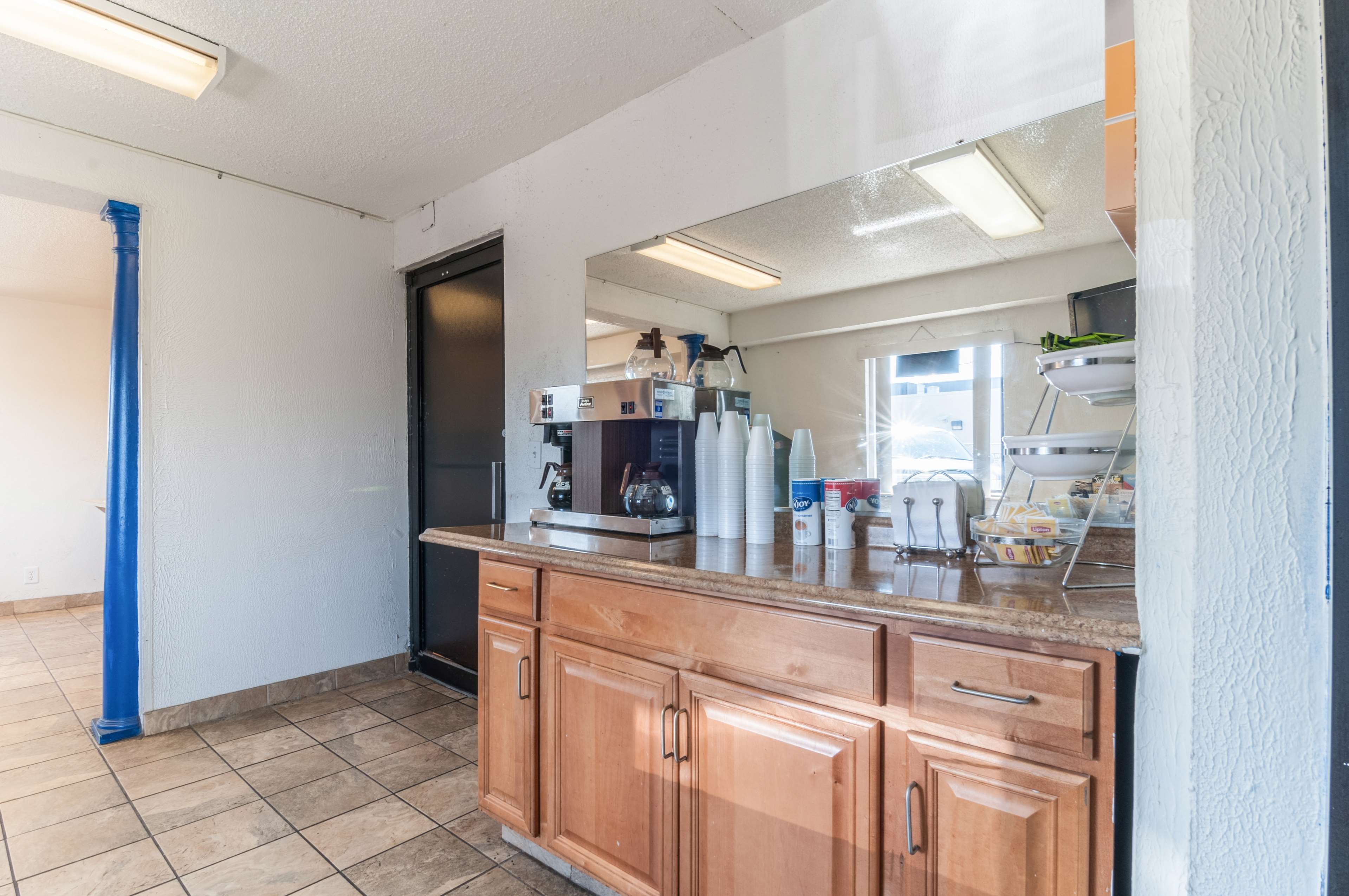 Motel 6 Detroit Northwest - Farmington Hills