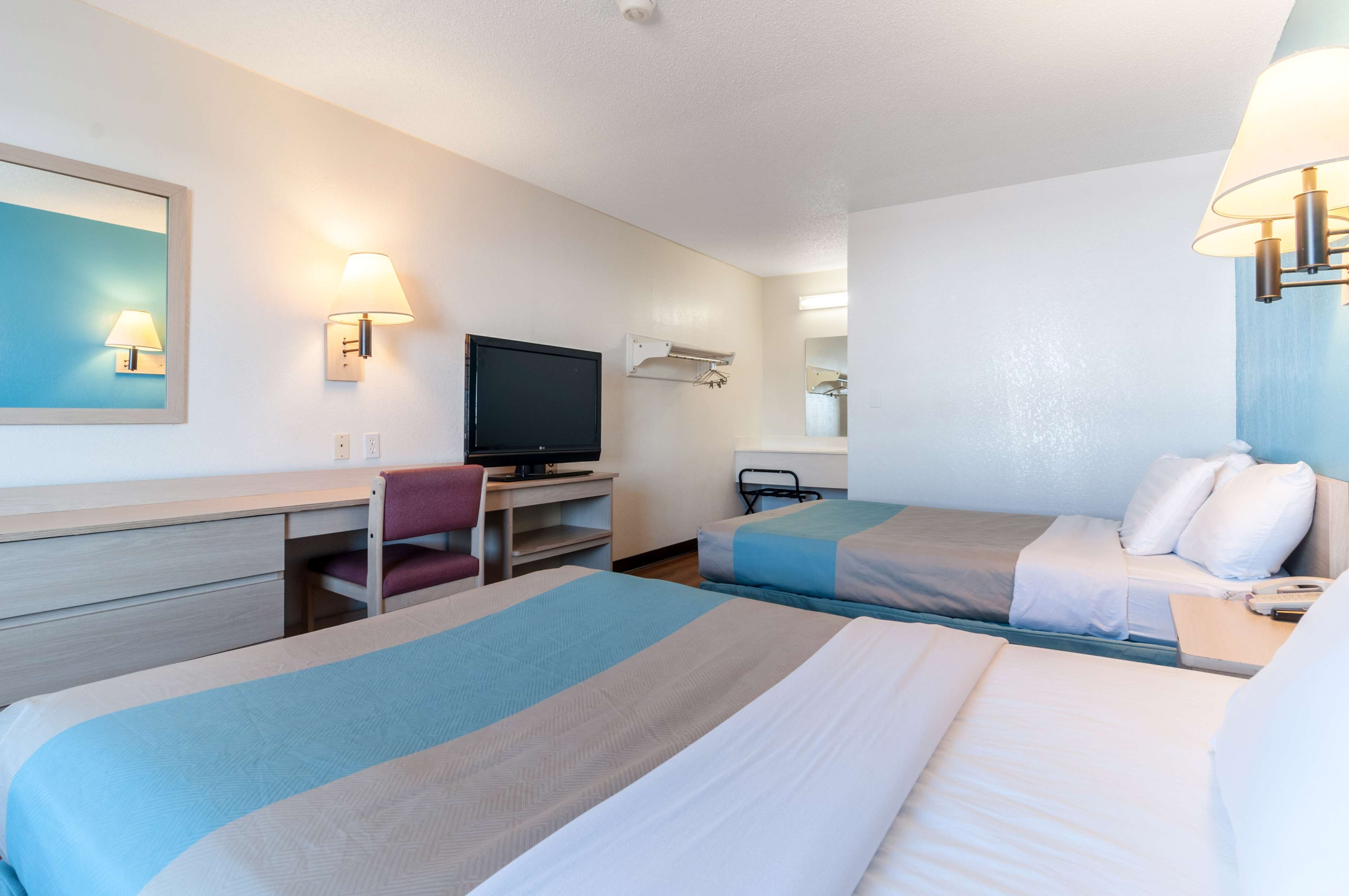Motel 6 Detroit Northwest - Farmington Hills