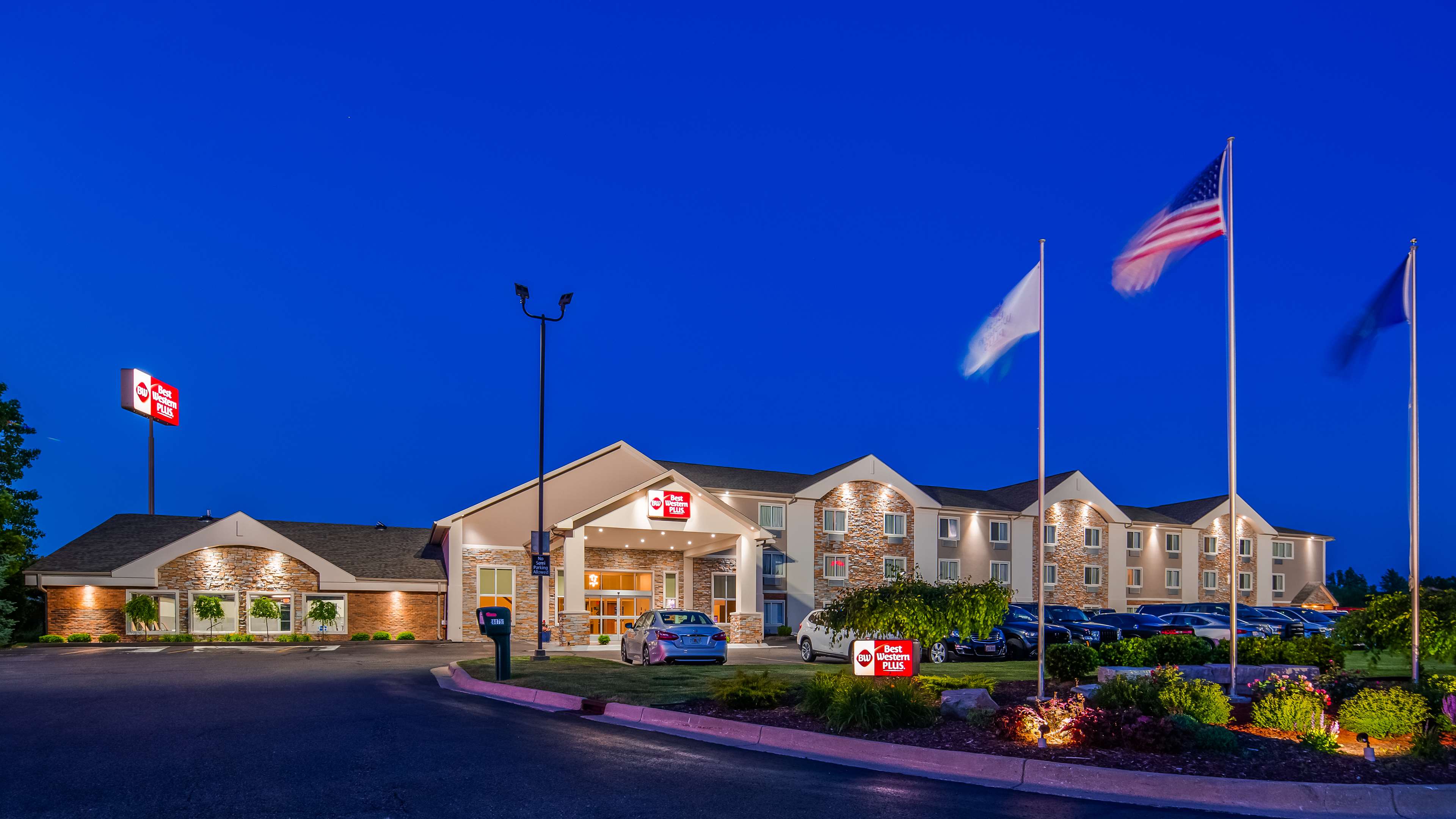 Best Western Plus Flint Airport Inn & Suites