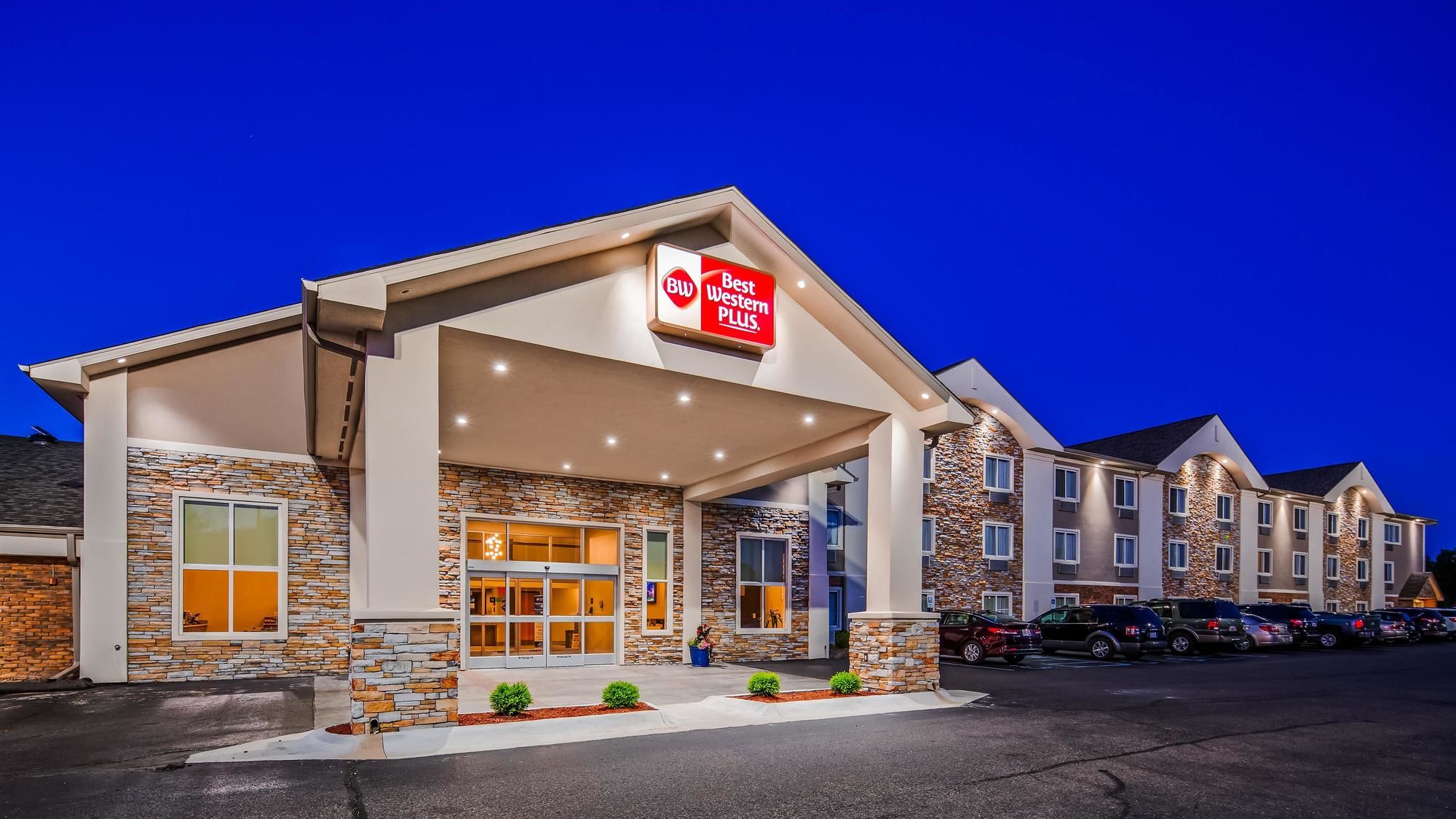 Best Western Plus Flint Airport Inn & Suites