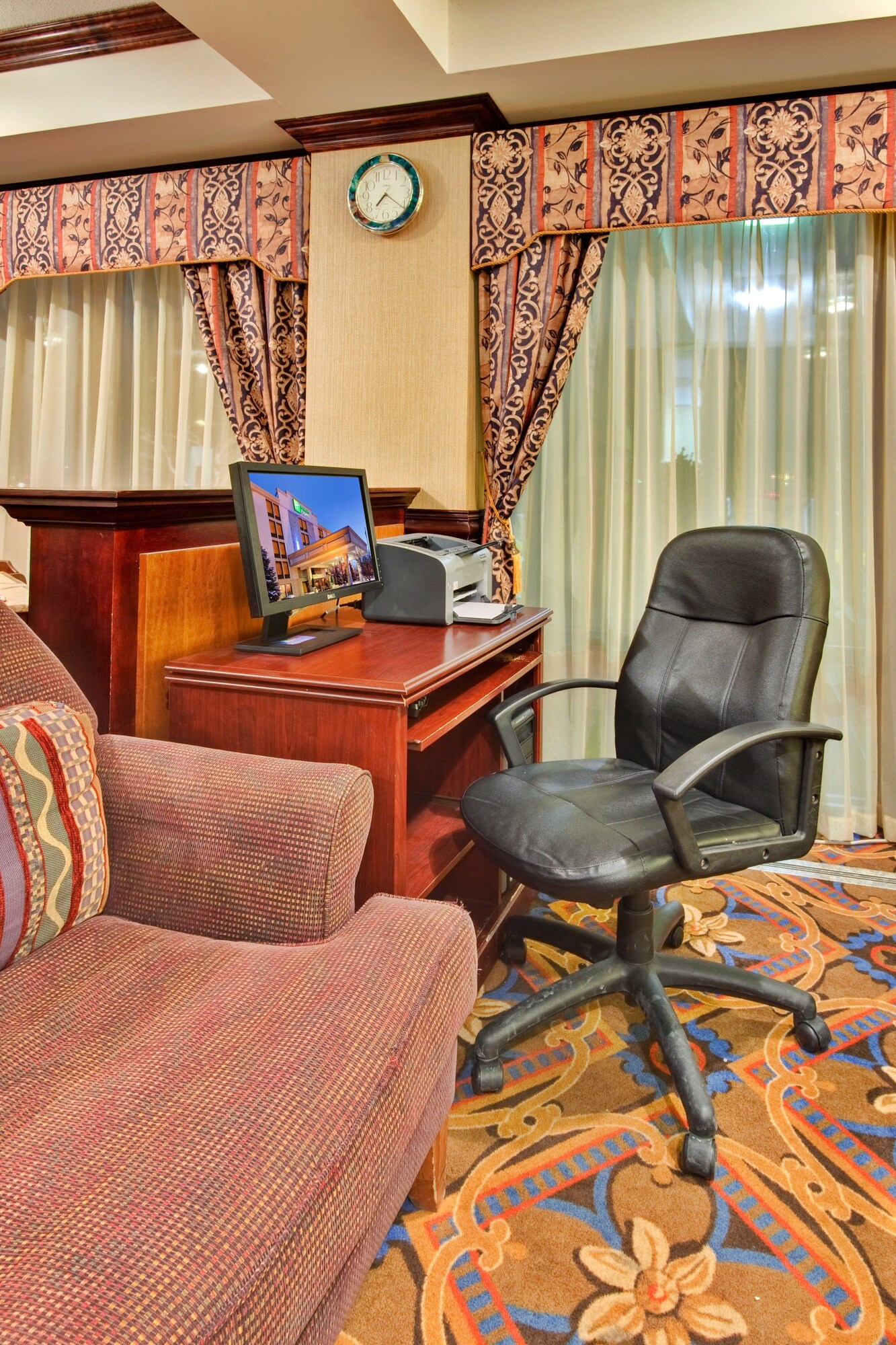 Holiday Inn Express Flint-Campus Area