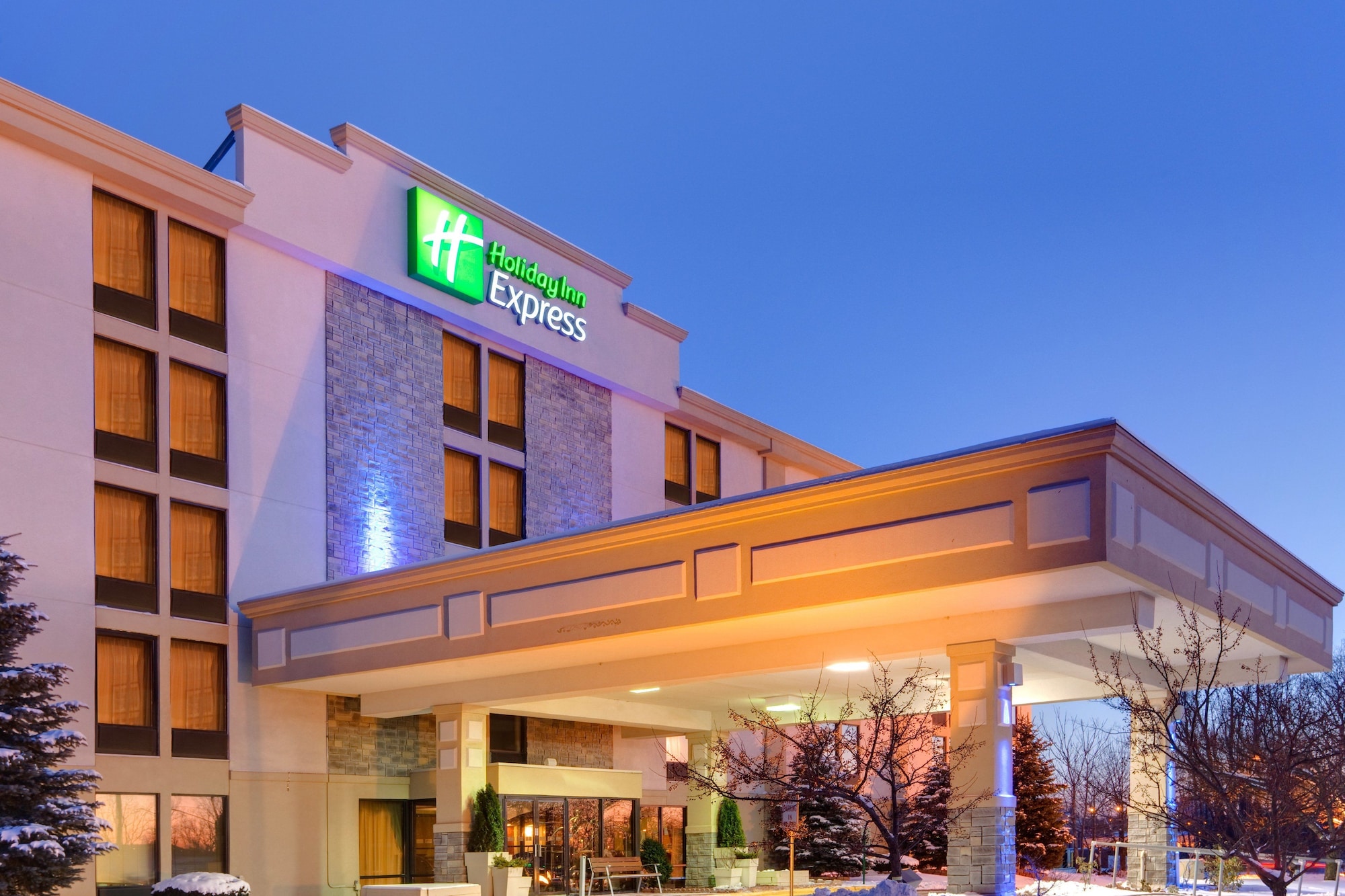 Holiday Inn Express Flint-Campus Area