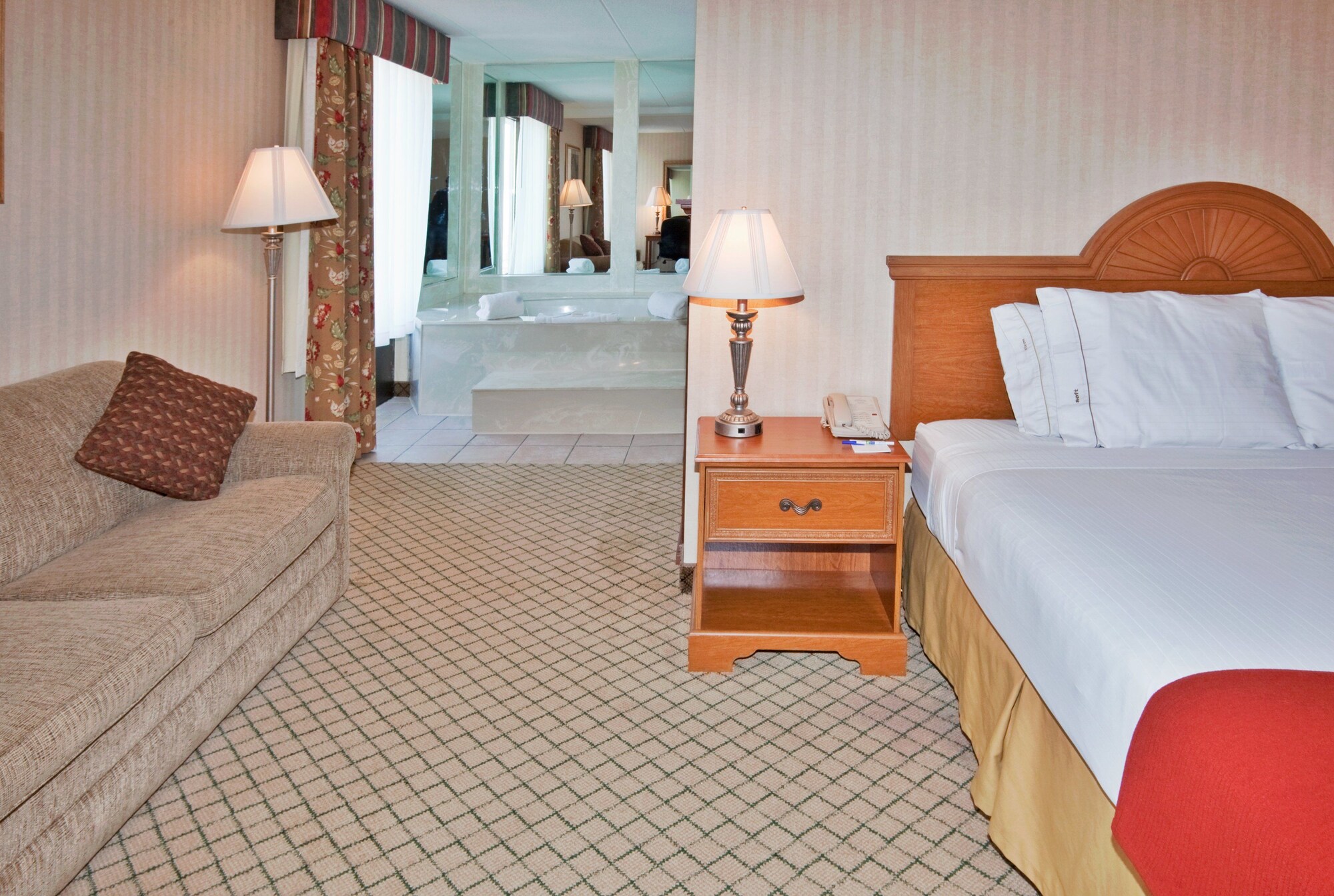 Holiday Inn Express Flint-Campus Area