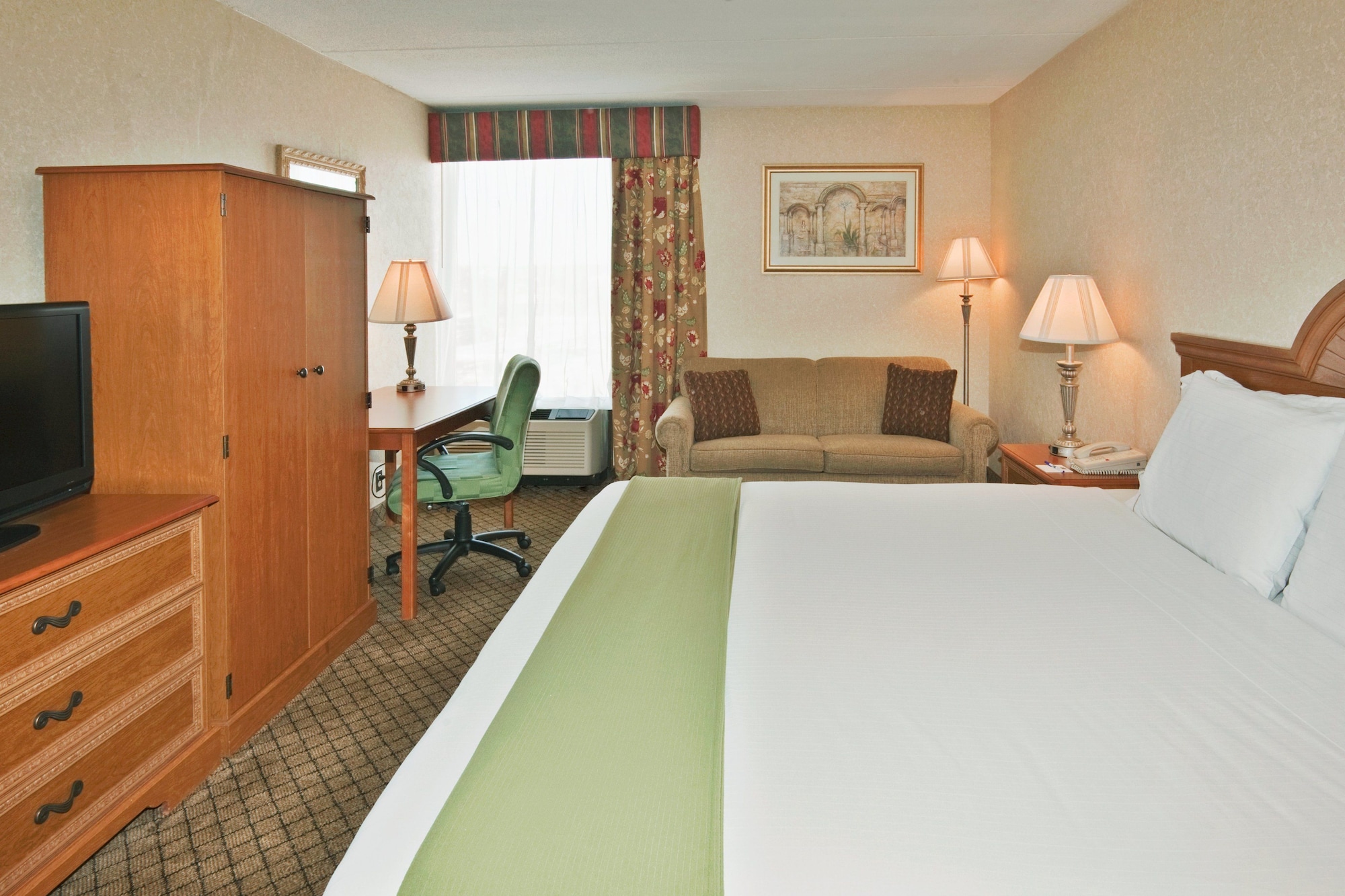 Holiday Inn Express Flint-Campus Area