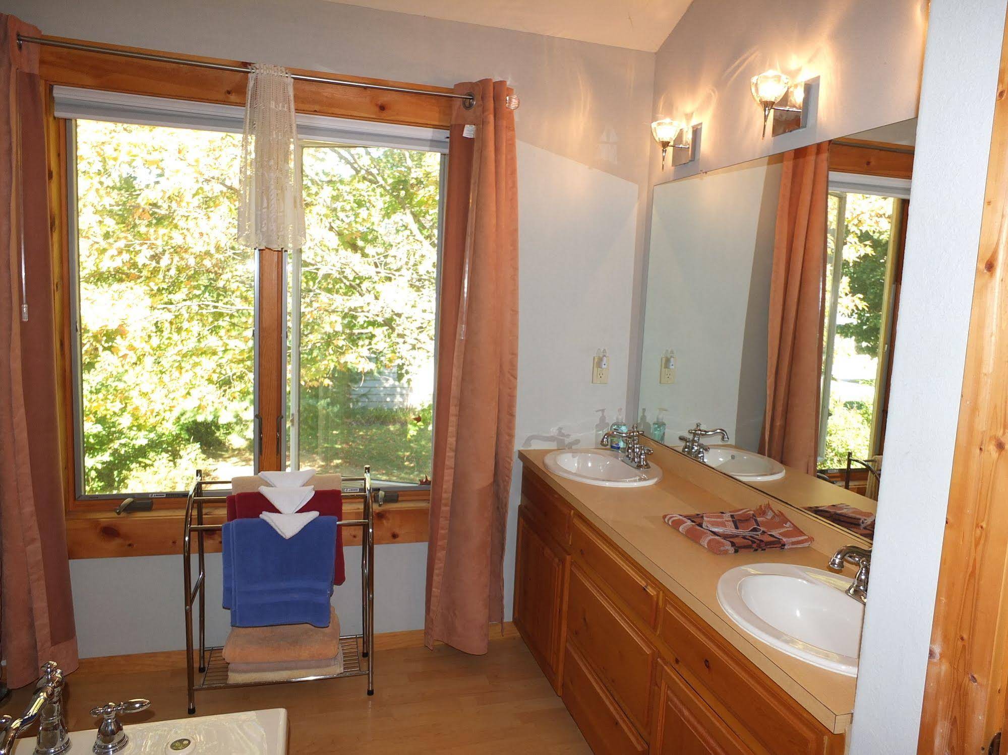 Agape Bayside Cottage