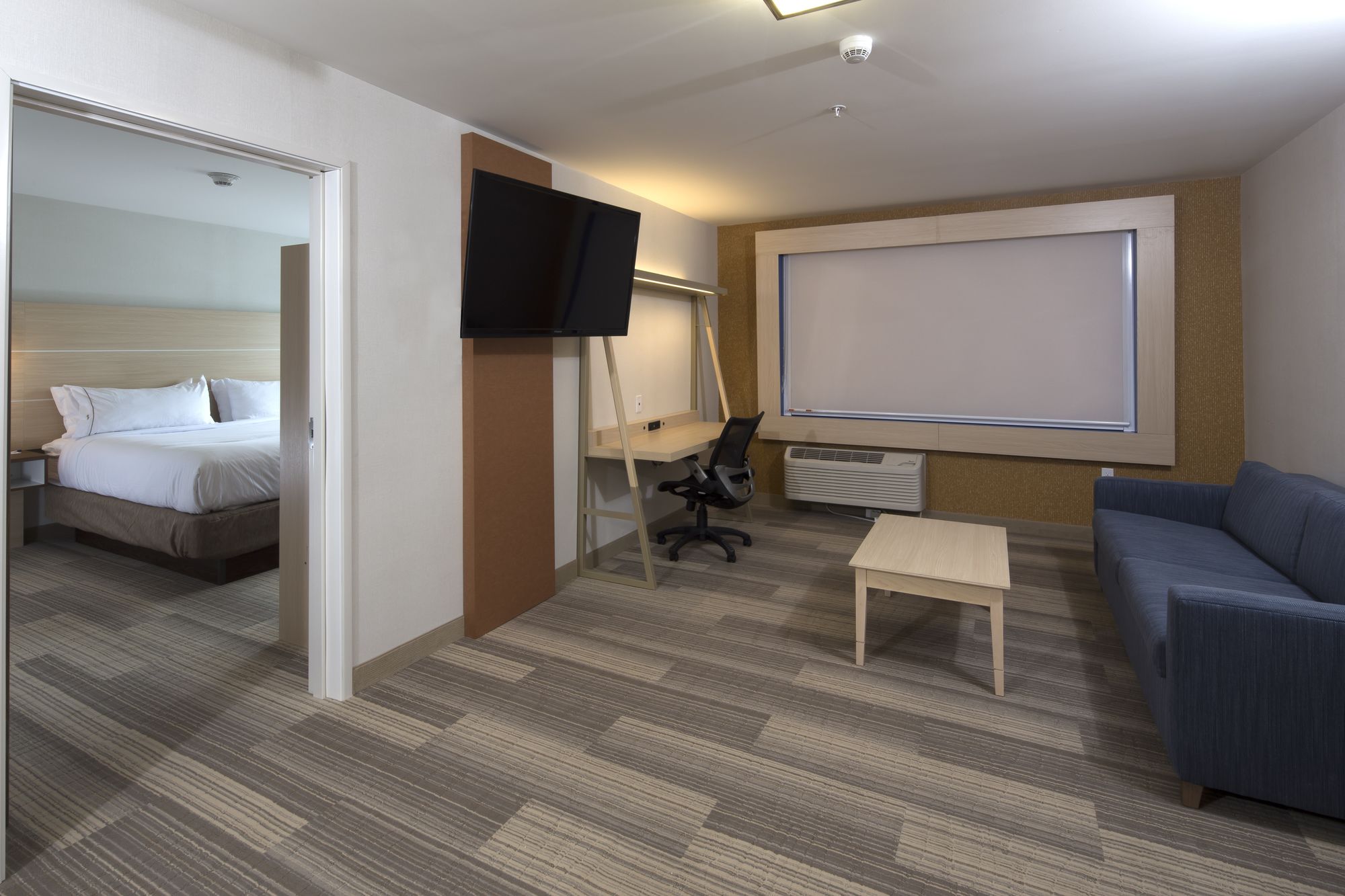 Holiday Inn Express & Suites Gaylord