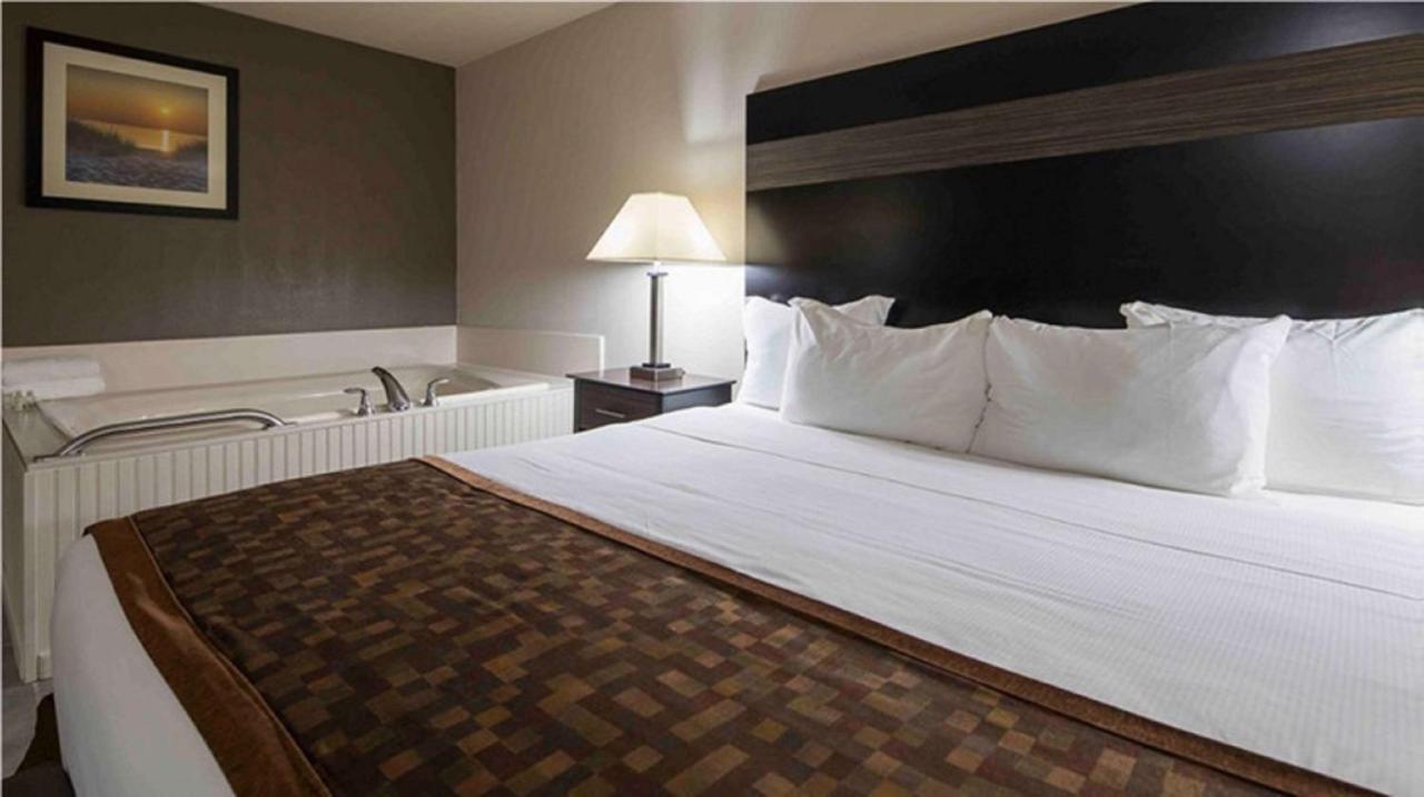 Best Western Beacon Inn