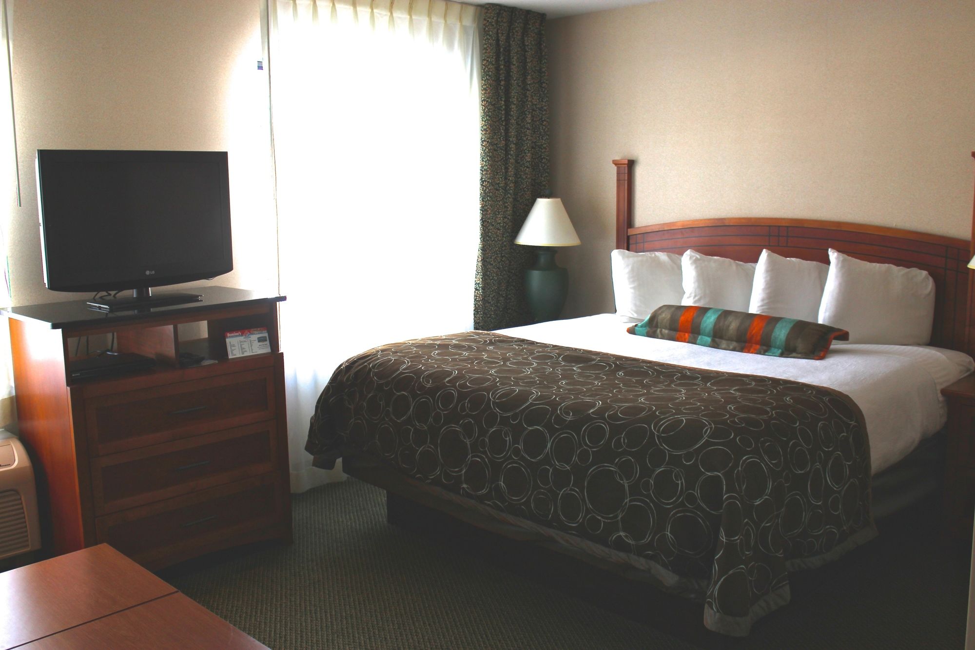 Staybridge Suites Grand Rapids Kentwood