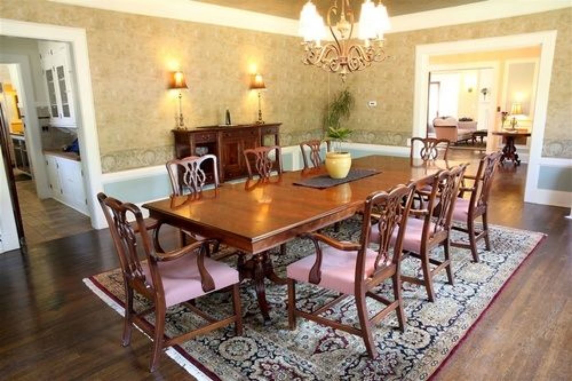 The Leonard at Logan House