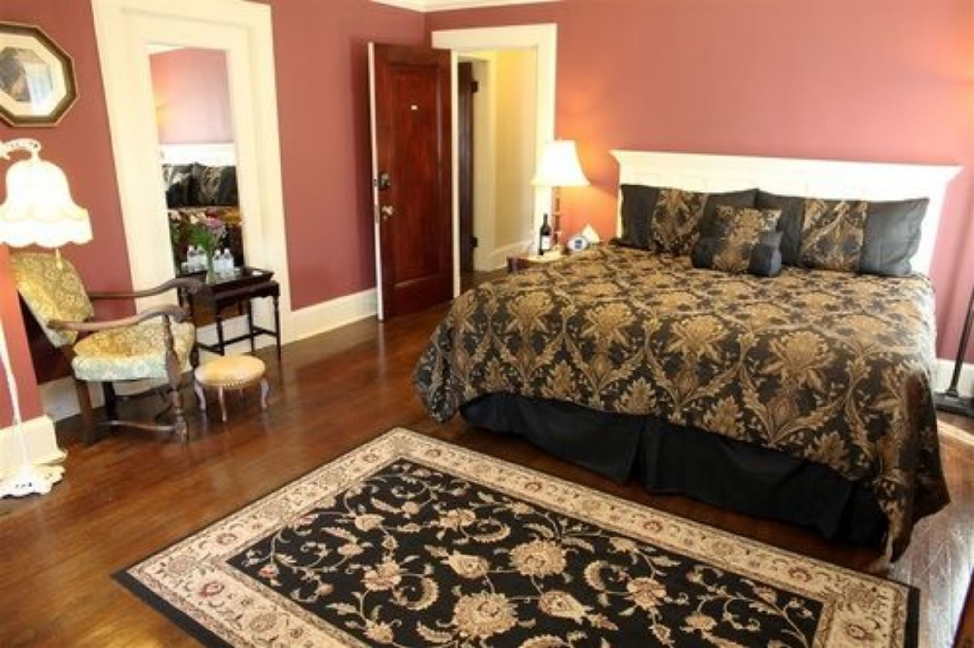 The Leonard at Logan House