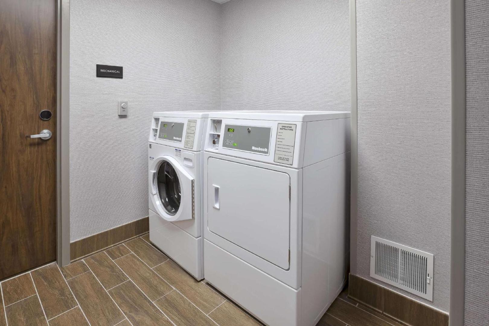 Hampton Inn & Suites Grandville Grand Rapids South