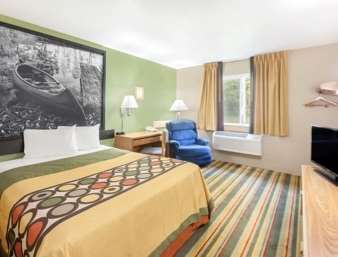 Super 8 by Wyndham Grayling