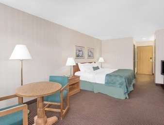 Ramada by Wyndham Hancock Waterfront