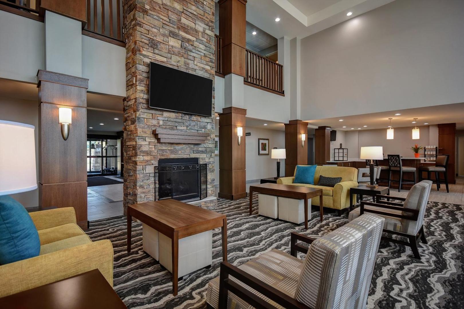 Staybridge Suites - Holland