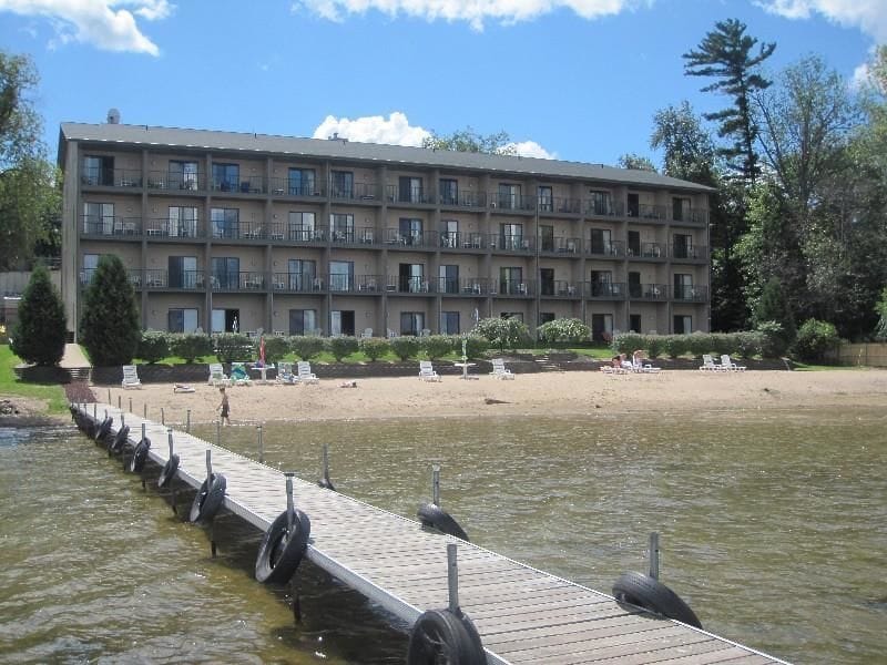 Beachfront Houghton Lake
