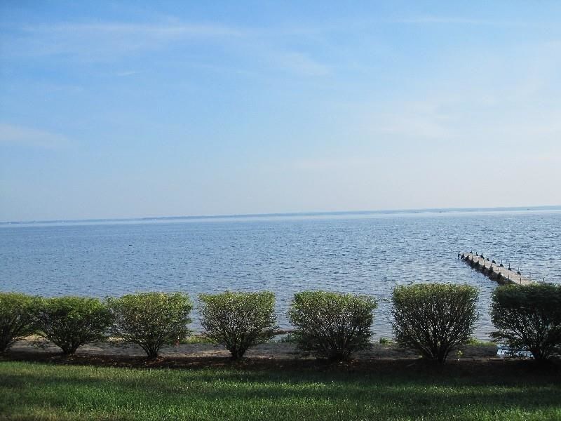 Beachfront Houghton Lake