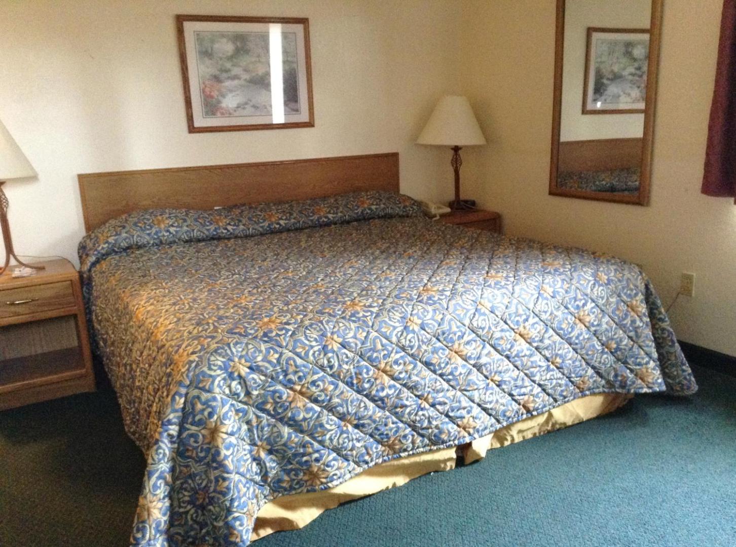 Travelodge by Wyndham Hudsonville