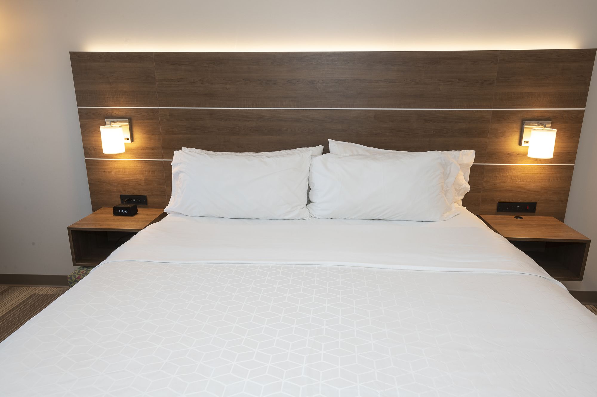 Holiday Inn Express Hotel & Suites Iron Mountain