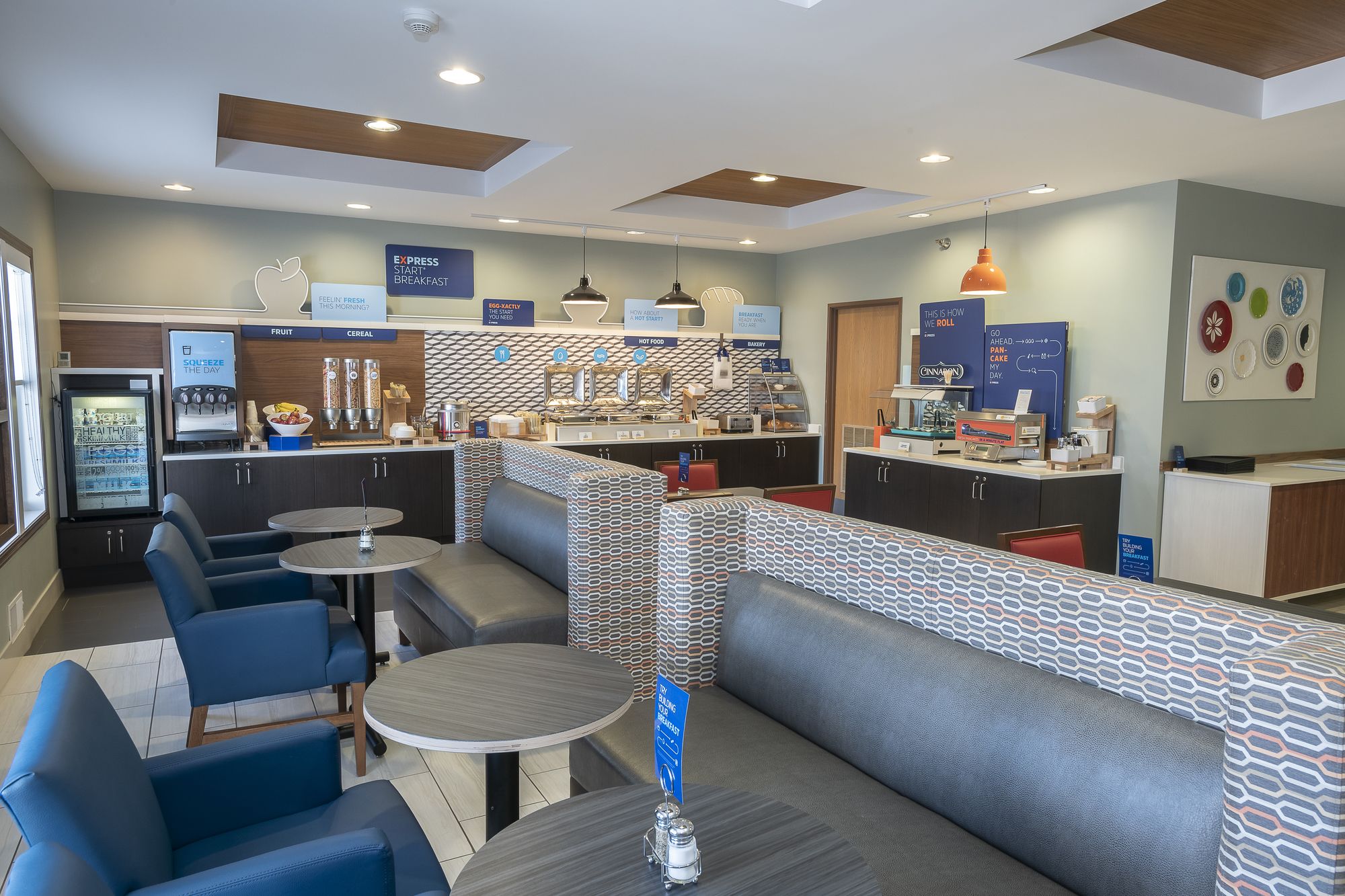 Holiday Inn Express Hotel & Suites Iron Mountain