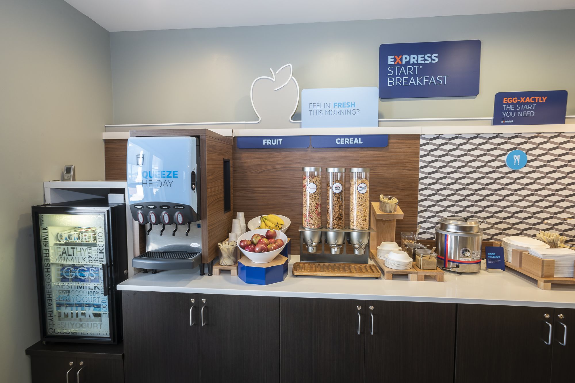 Holiday Inn Express Hotel & Suites Iron Mountain
