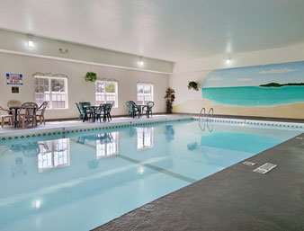Hotel Iron Mountain Inn & Suites