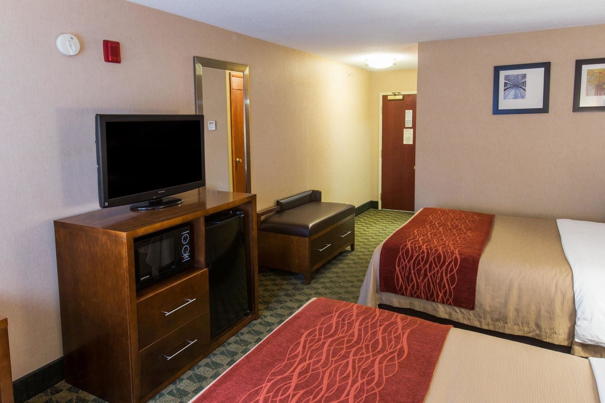 Comfort Inn & Suites
