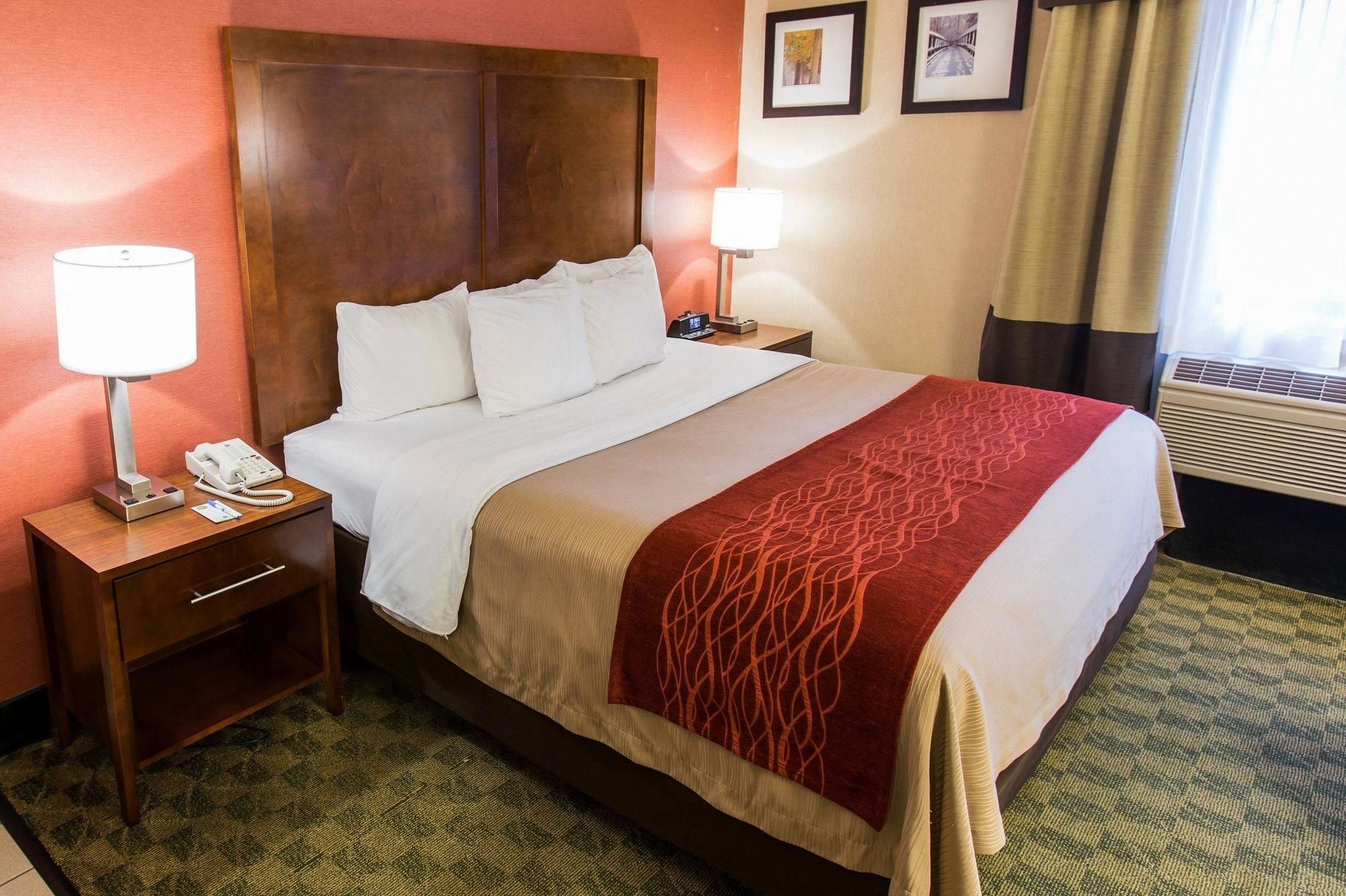 Comfort Inn & Suites