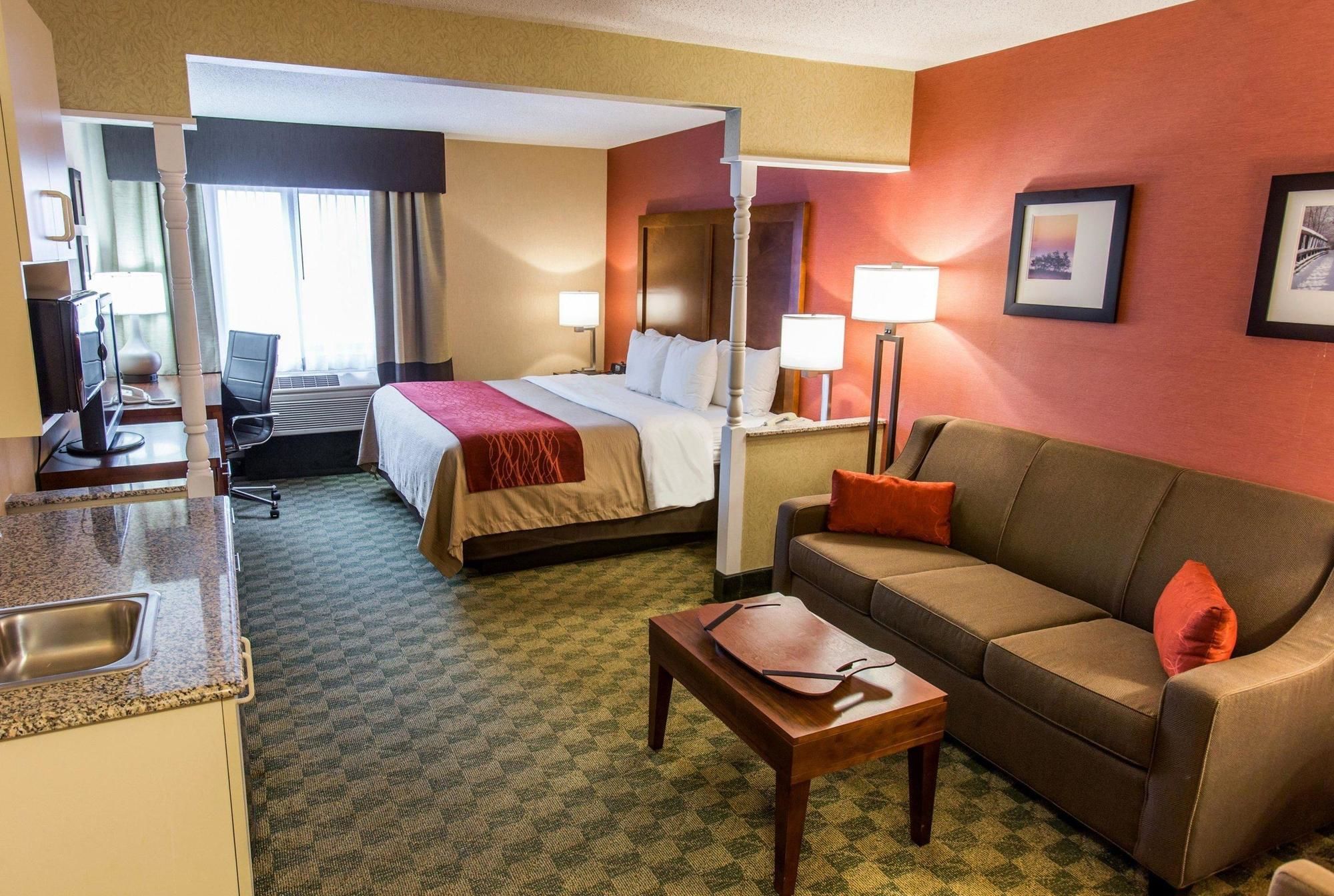 Comfort Inn & Suites