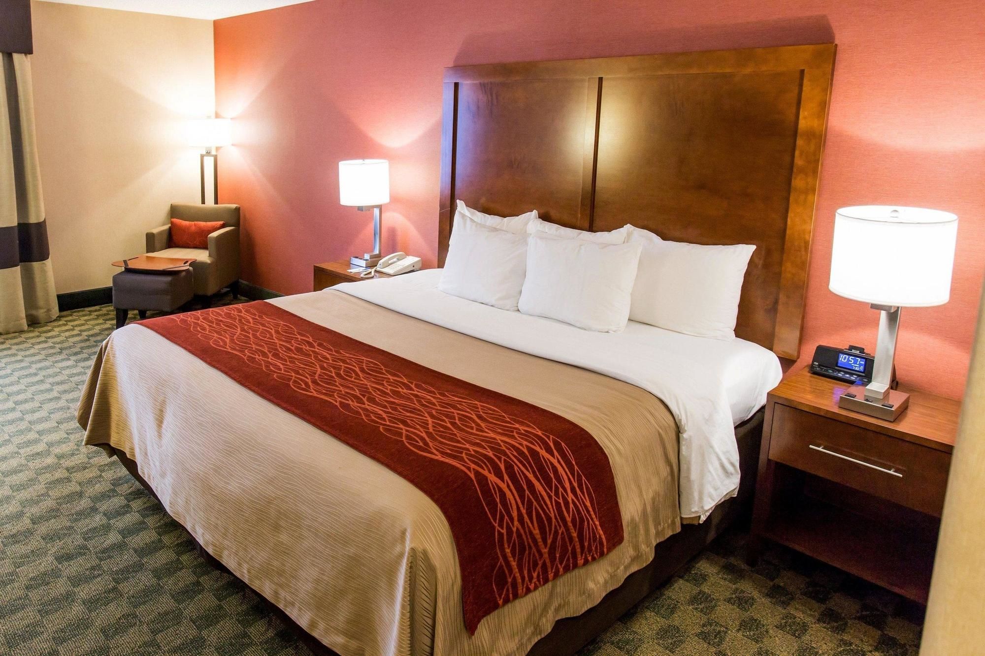 Comfort Inn & Suites