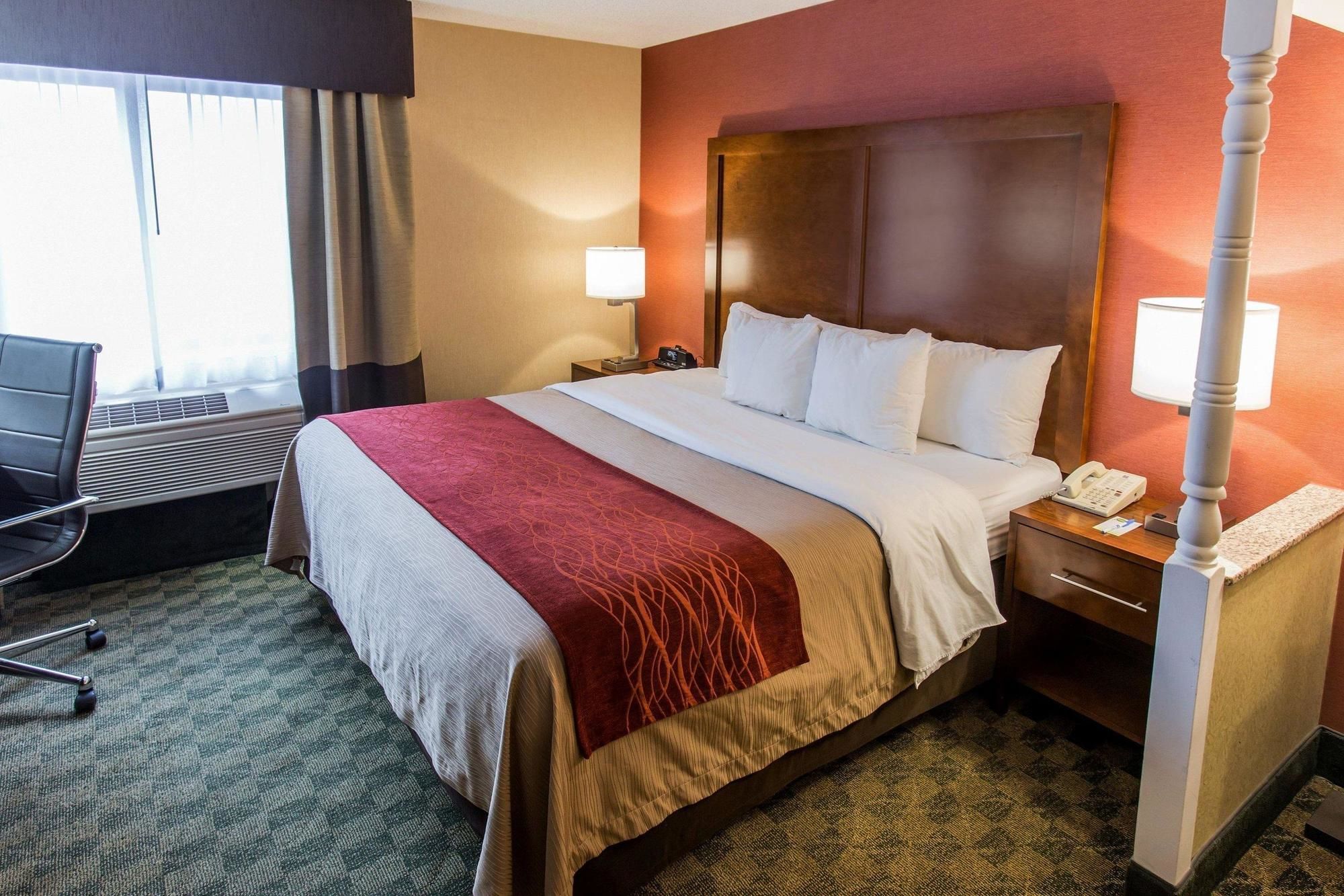Comfort Inn & Suites