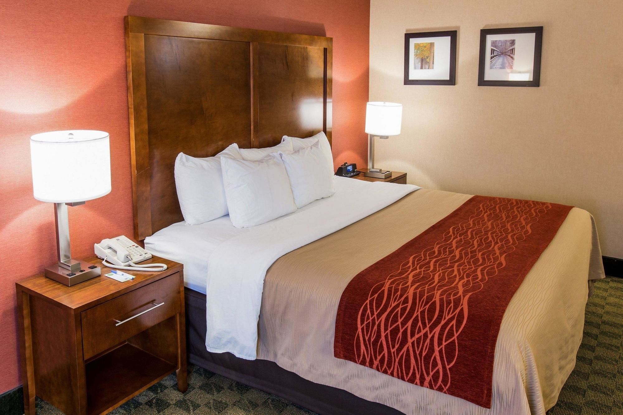 Comfort Inn & Suites