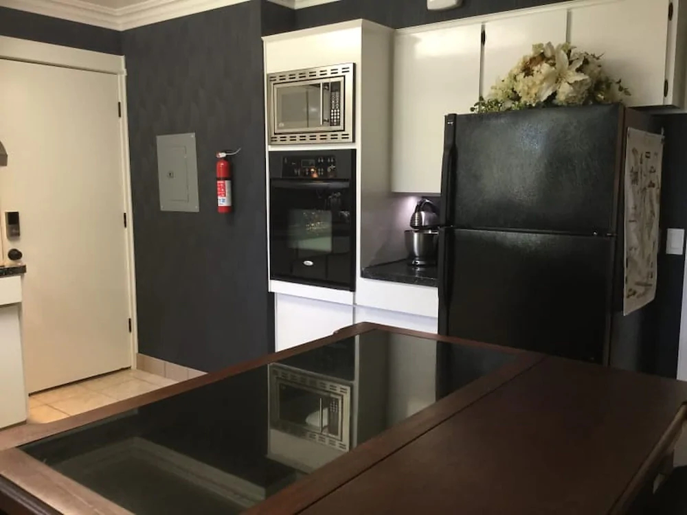 Kara's Kottages @Lakeway