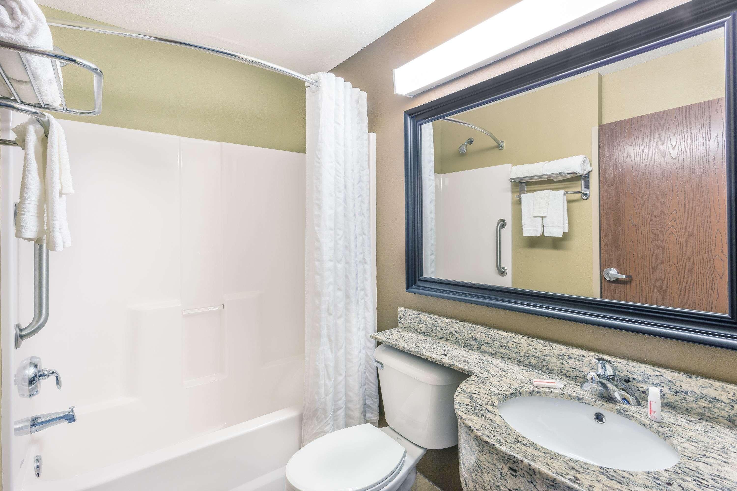 Sleep Inn & Suites Kalamazoo