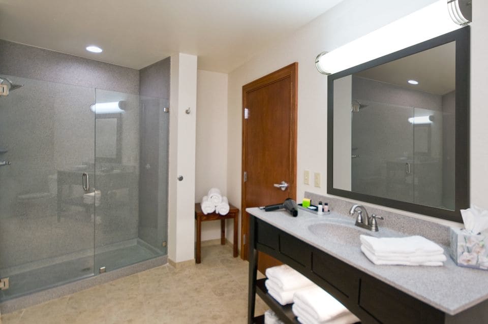 Bicycle Street Inn and Suites