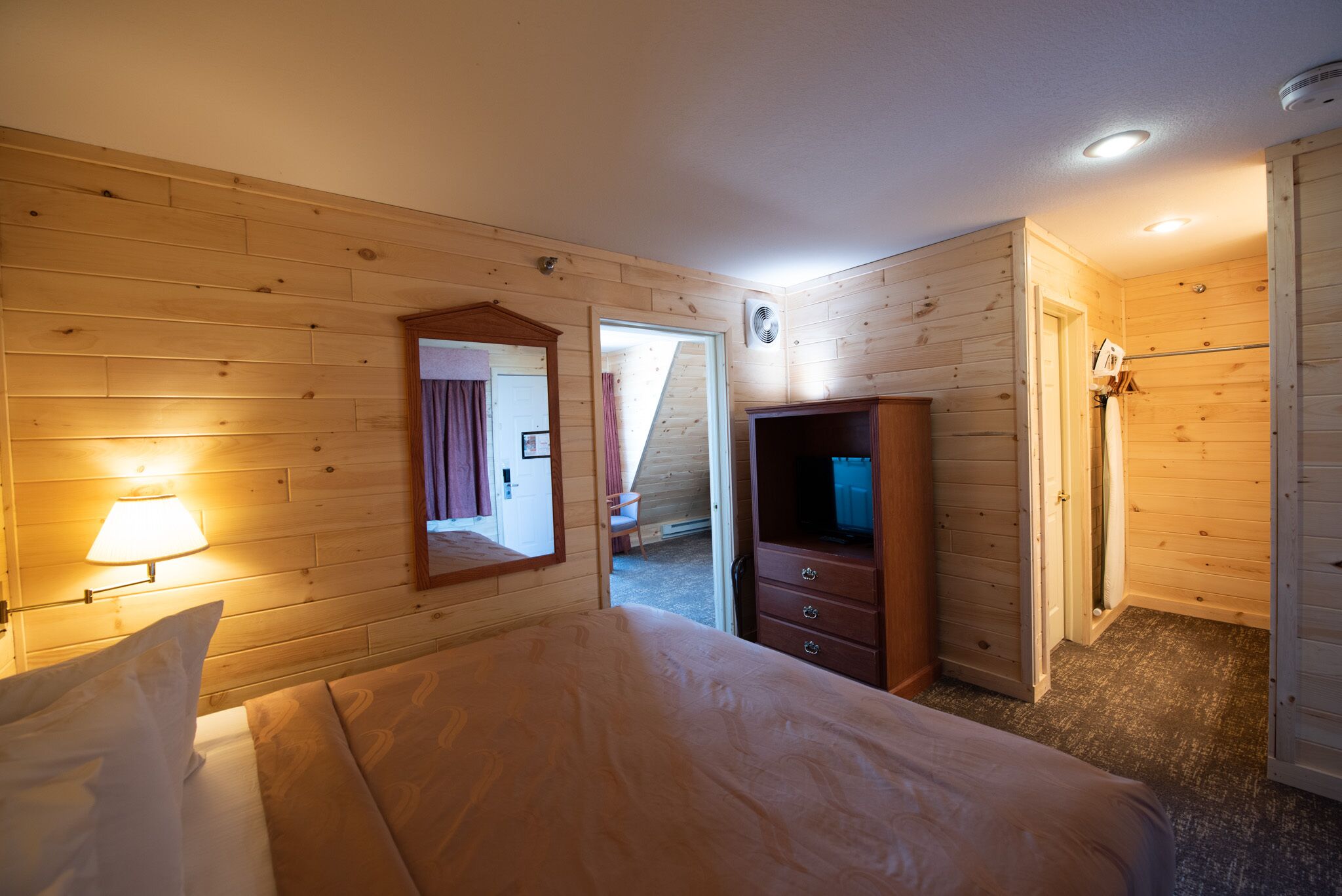 Great Mackinaw Beachfront Hotel