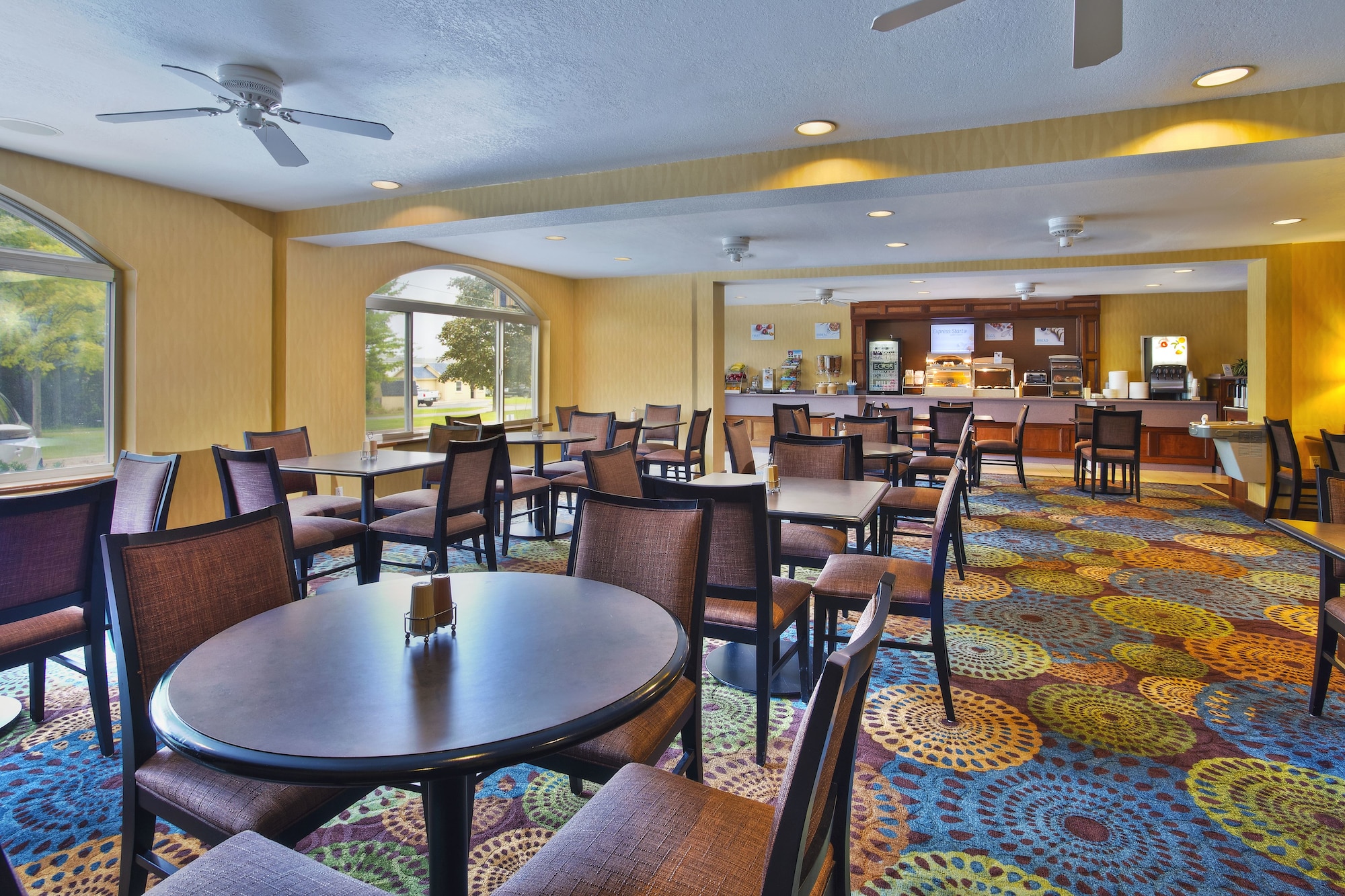 Holiday Inn Express Mackinaw City