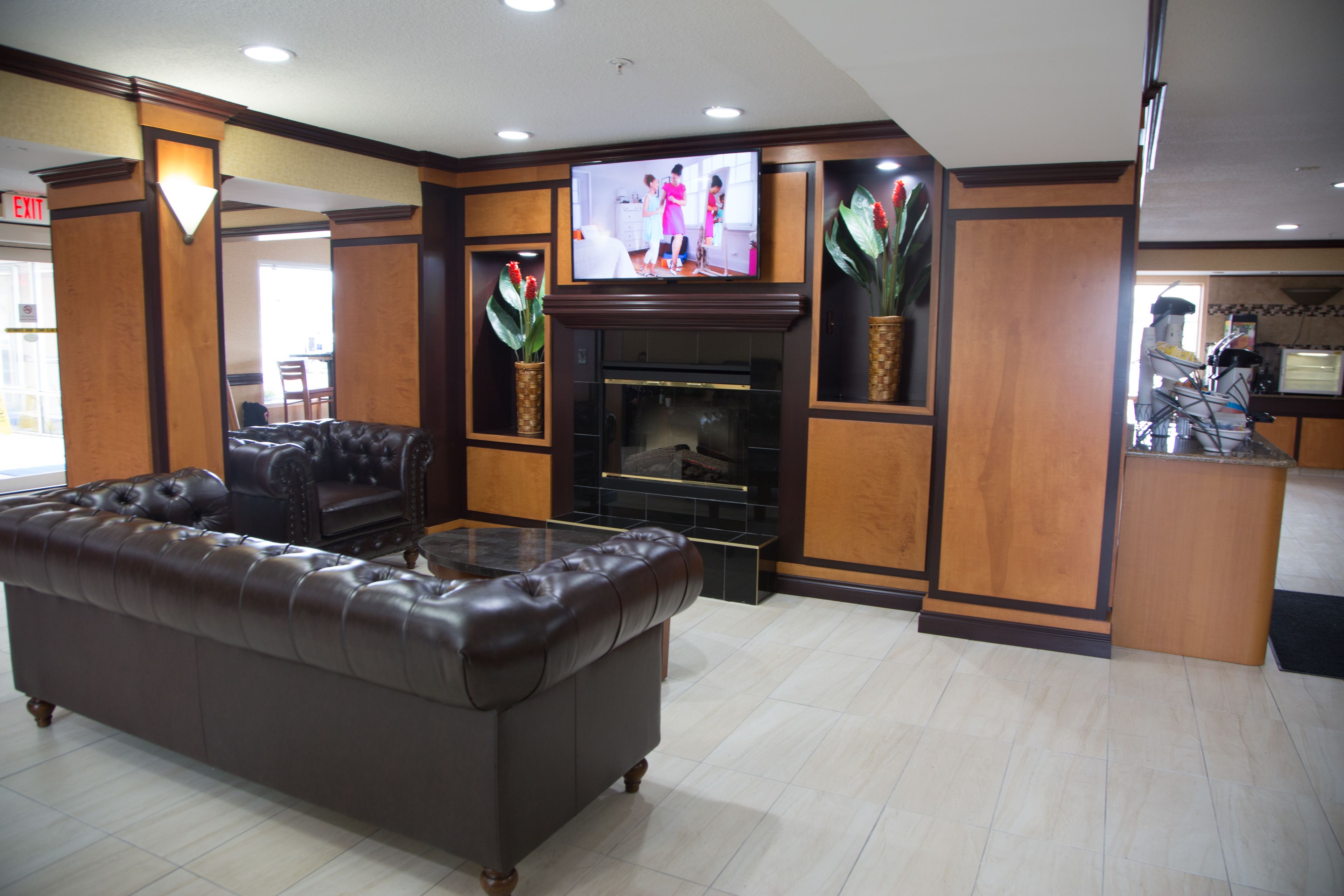 Baymont Inn & Suites Madison Heights Detroit Area