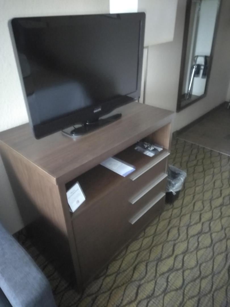 Baymont Inn & Suites Madison Heights Detroit Area