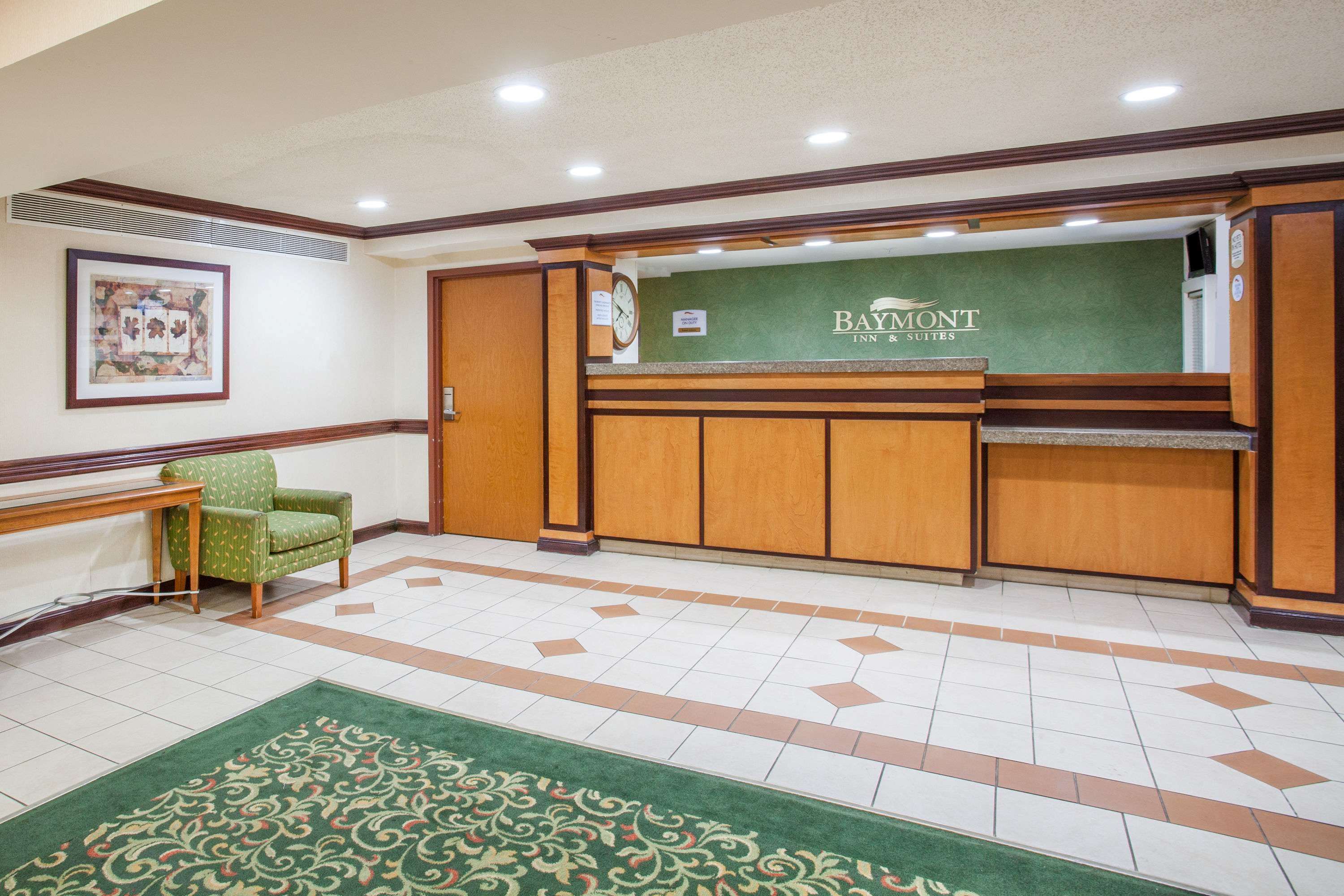 Baymont Inn & Suites Madison Heights Detroit Area