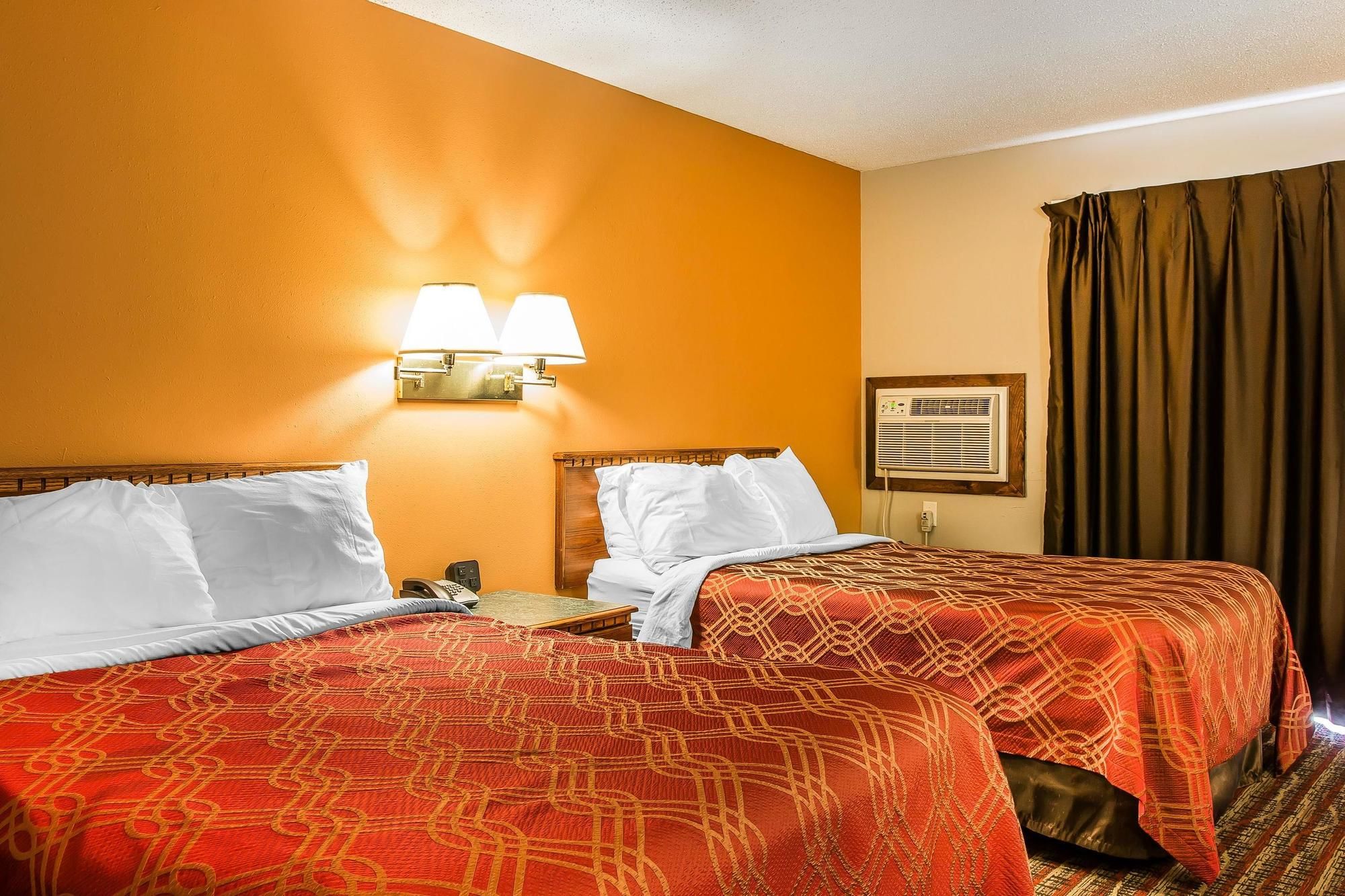 Econo Lodge Lakeside