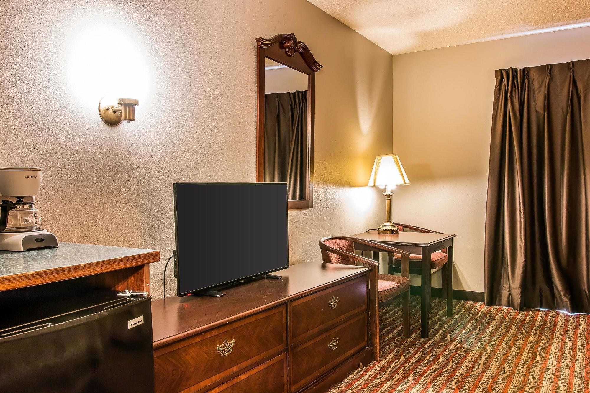 Econo Lodge Lakeside