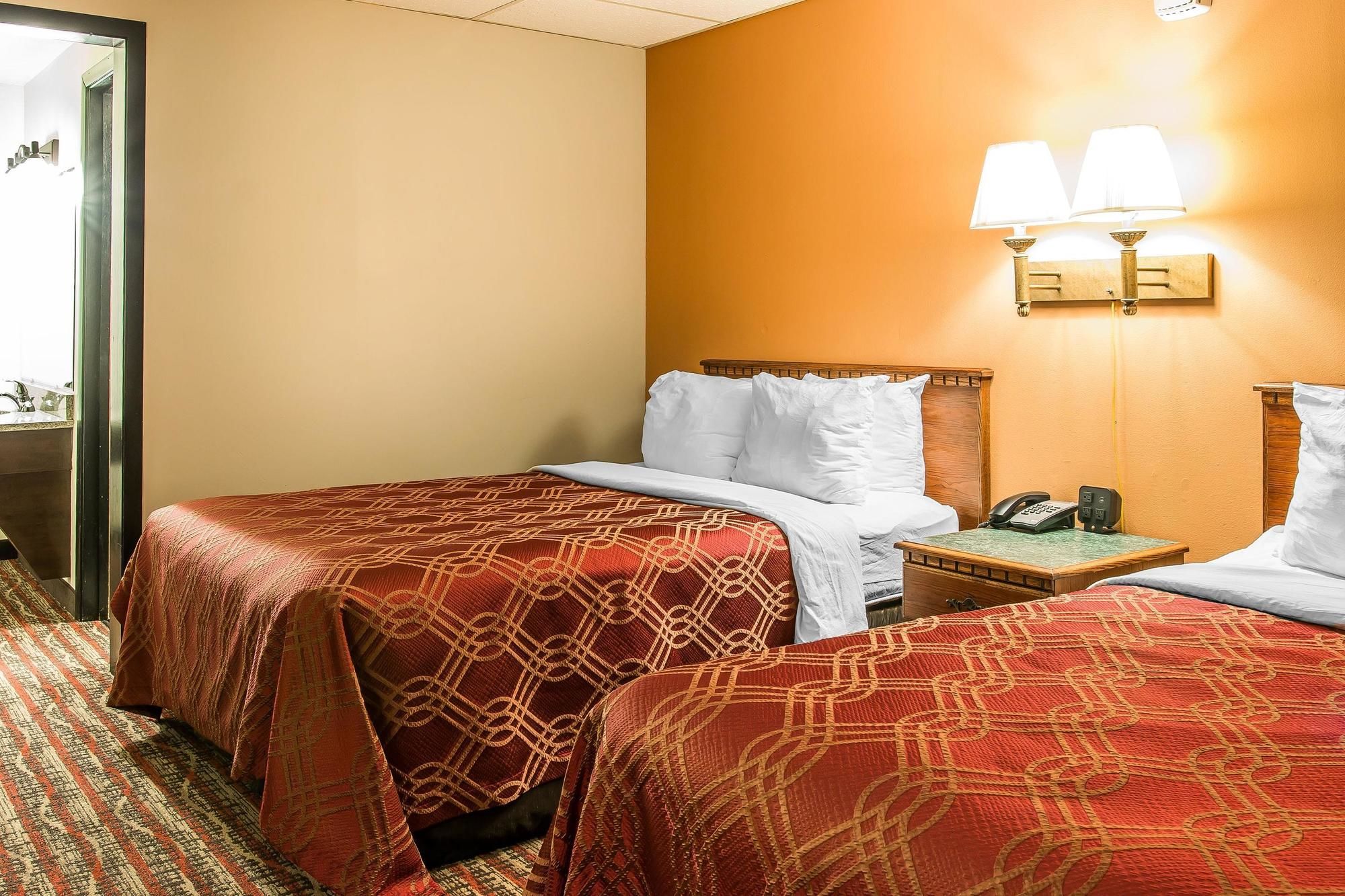 Econo Lodge Lakeside