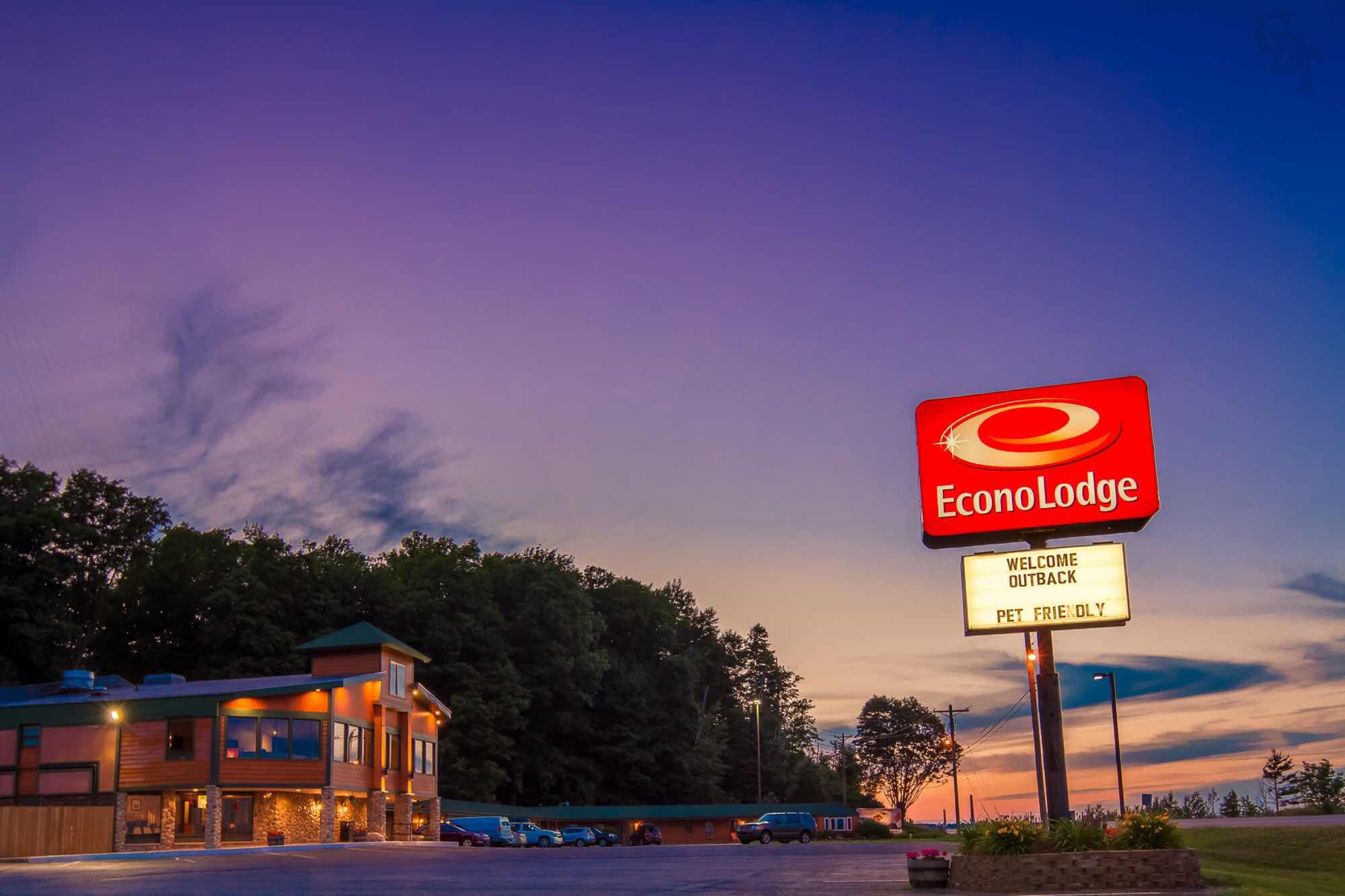 Econo Lodge Lakeside