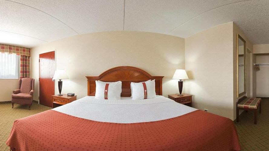 Delta Hotels Muskegon Downtown